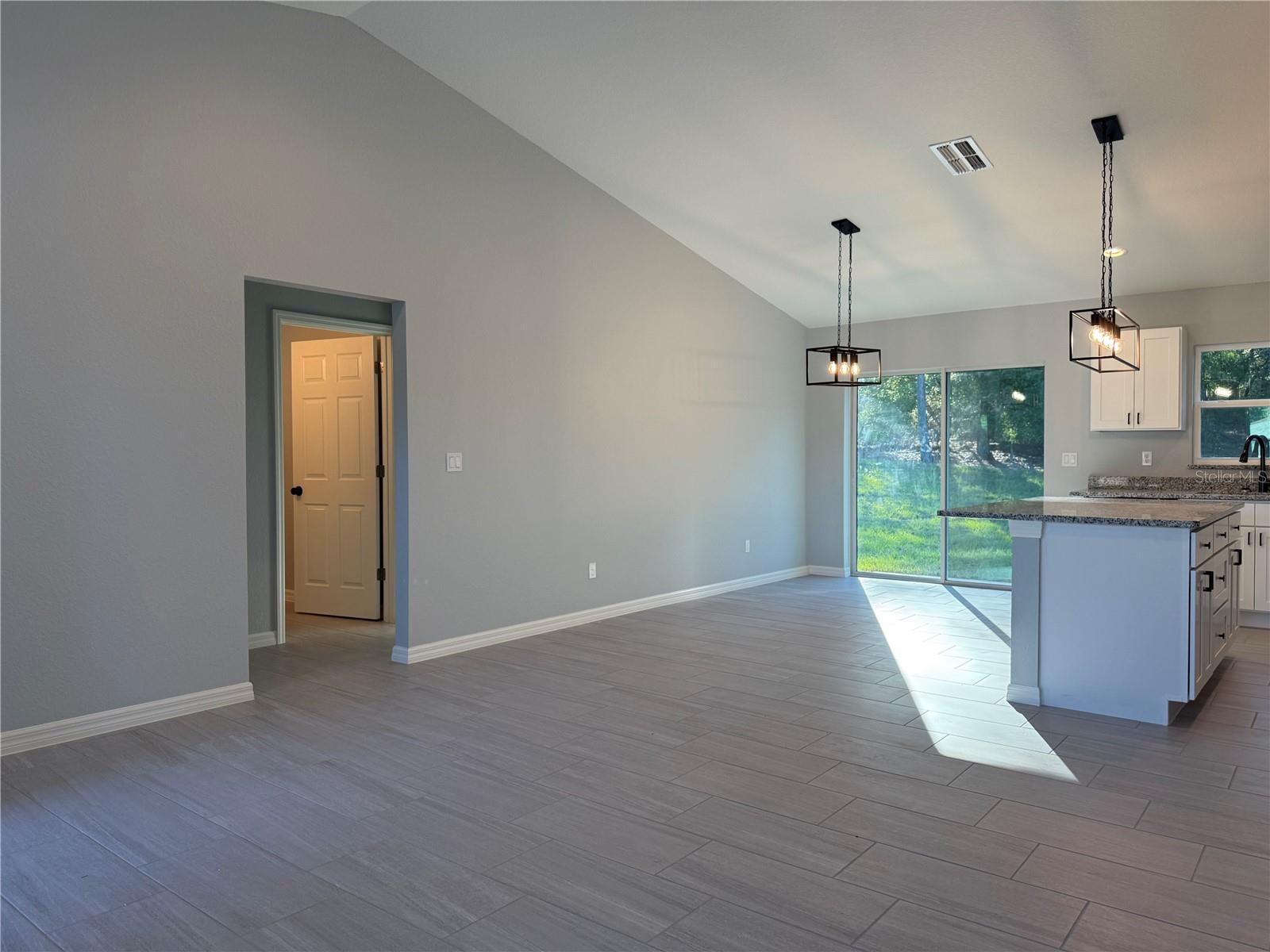 Image 5 of 19 For 19007 St Benedict Drive