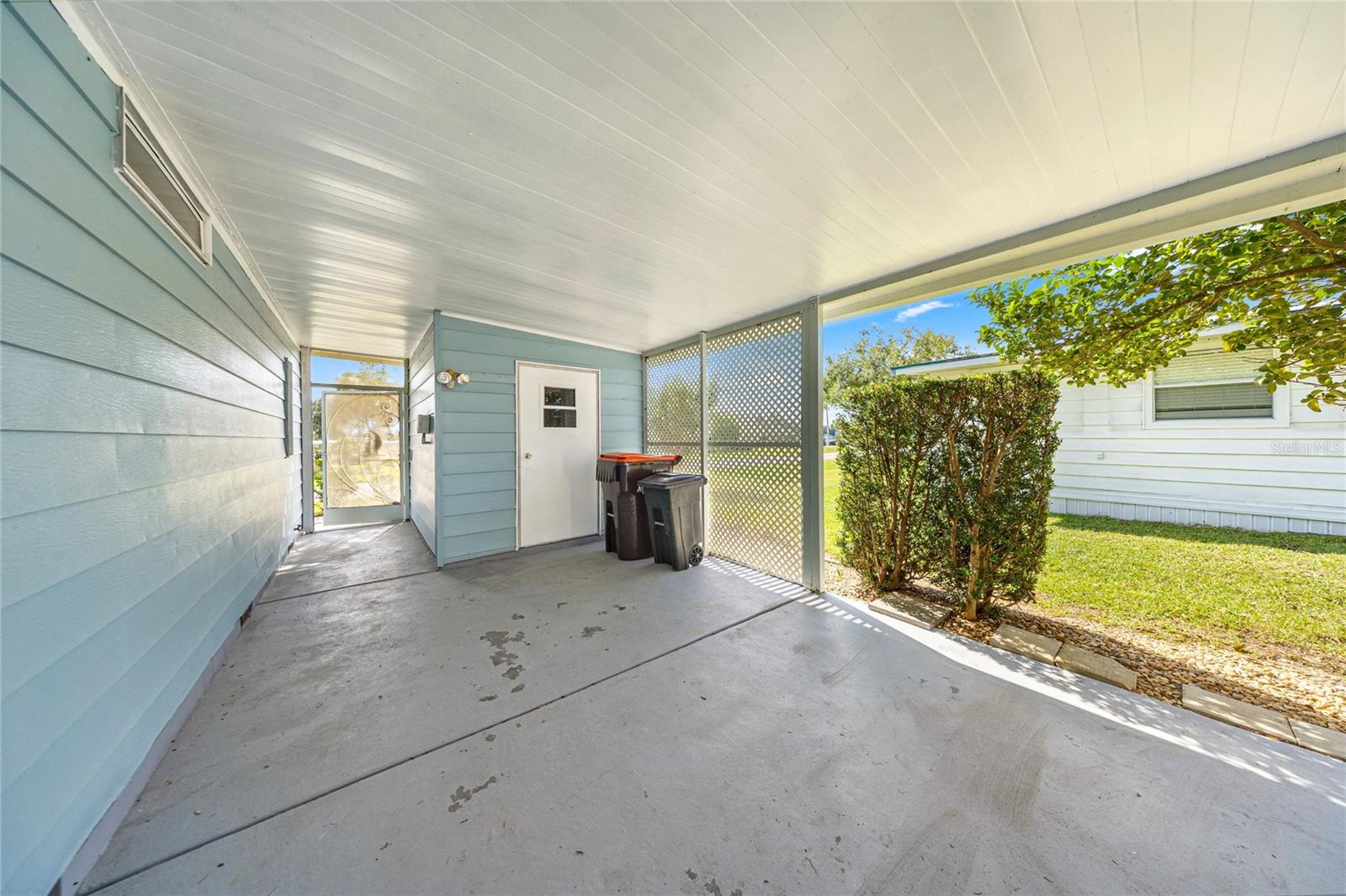 Image 25 of 39 For 6366 84th Lane