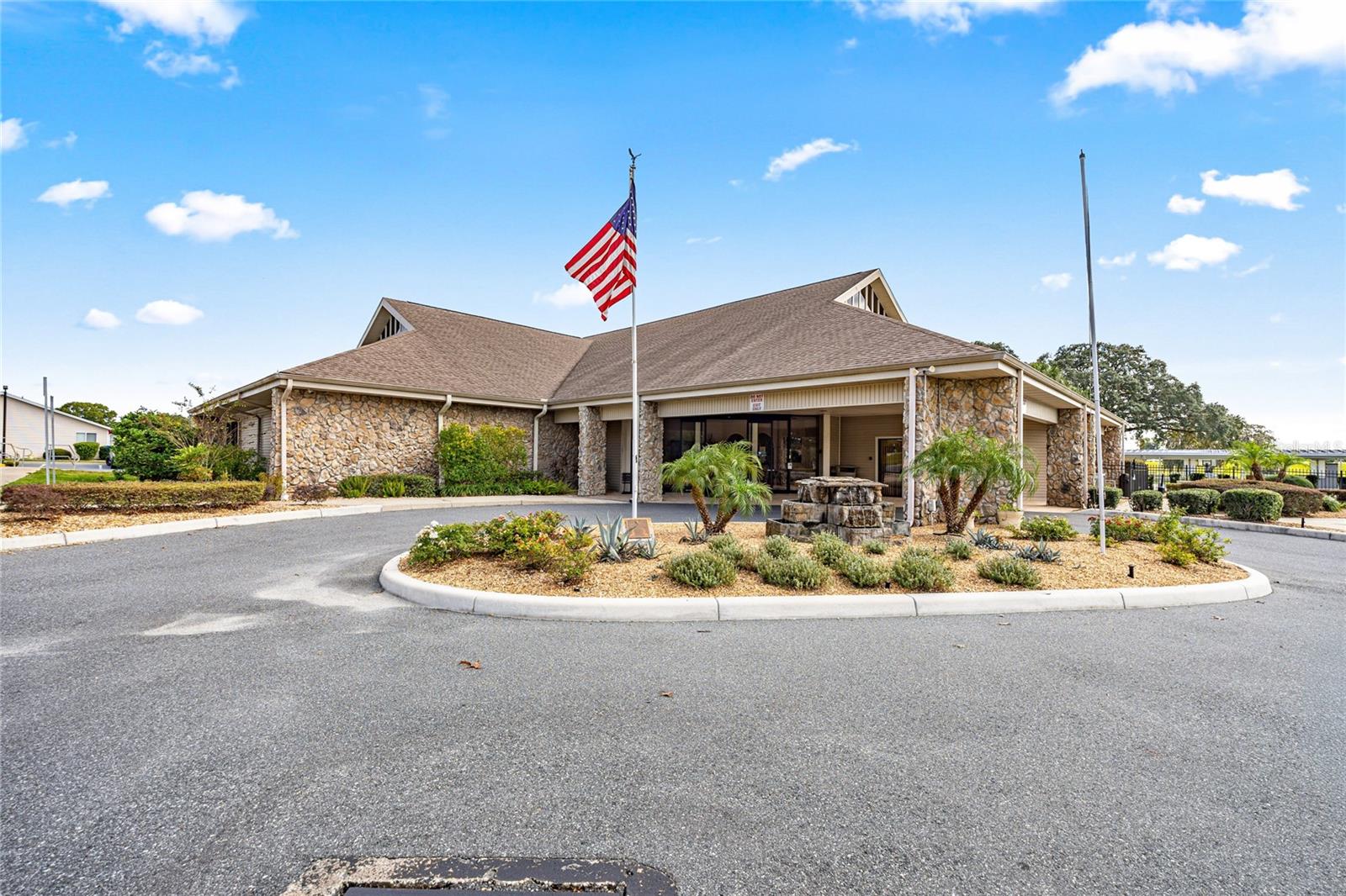 Image 30 of 39 For 6366 84th Lane