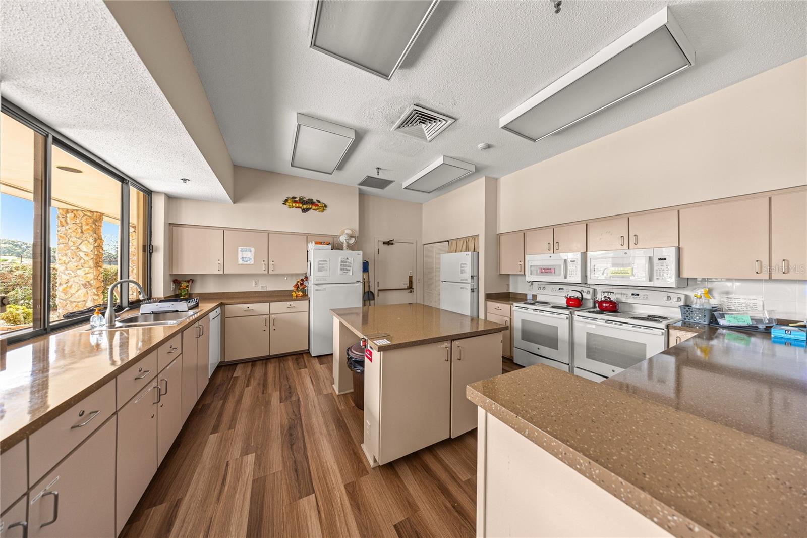 Image 35 of 39 For 6366 84th Lane