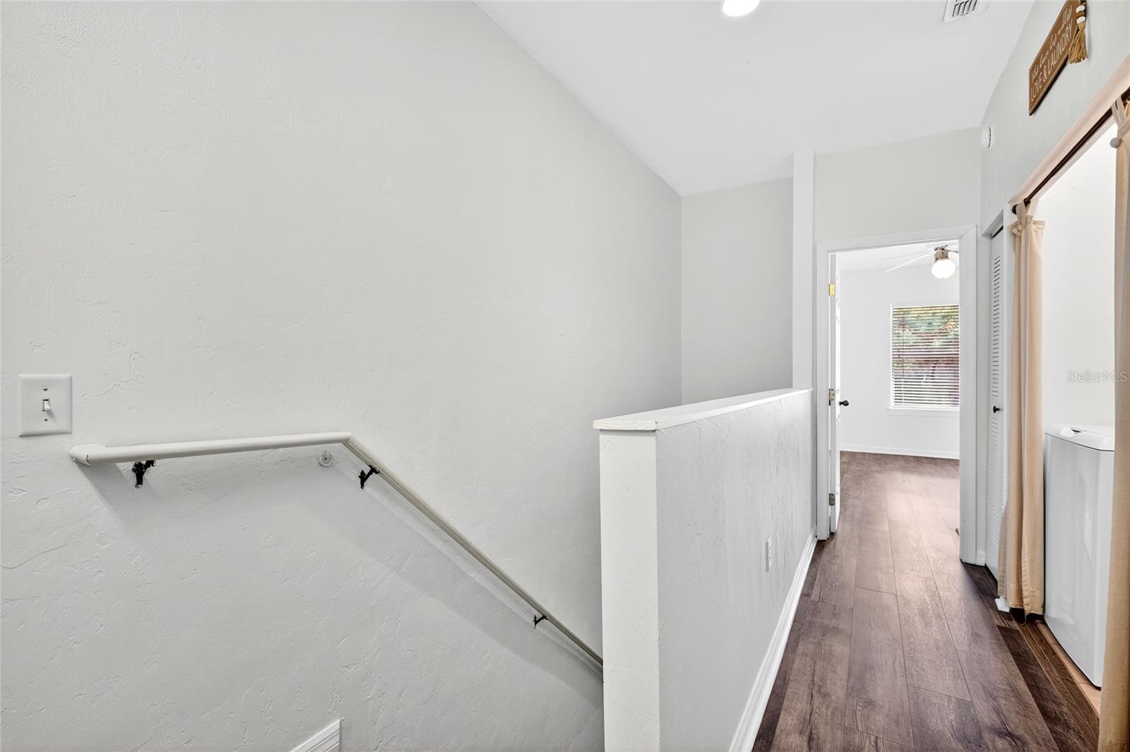 Image 11 of 23 For 13200 Newberry Road 80