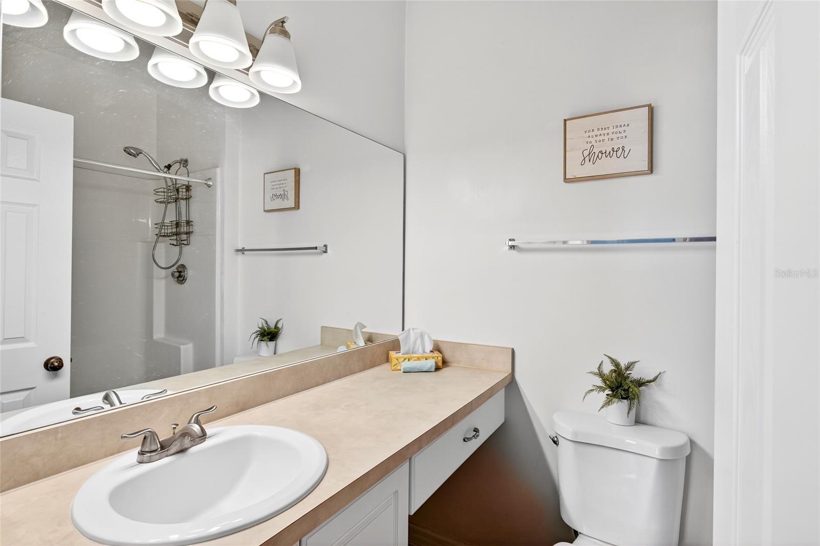 Image 17 of 23 For 13200 Newberry Road 80