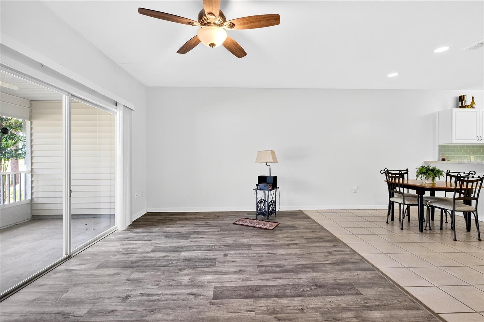 Image 20 of 23 For 13200 Newberry Road 80