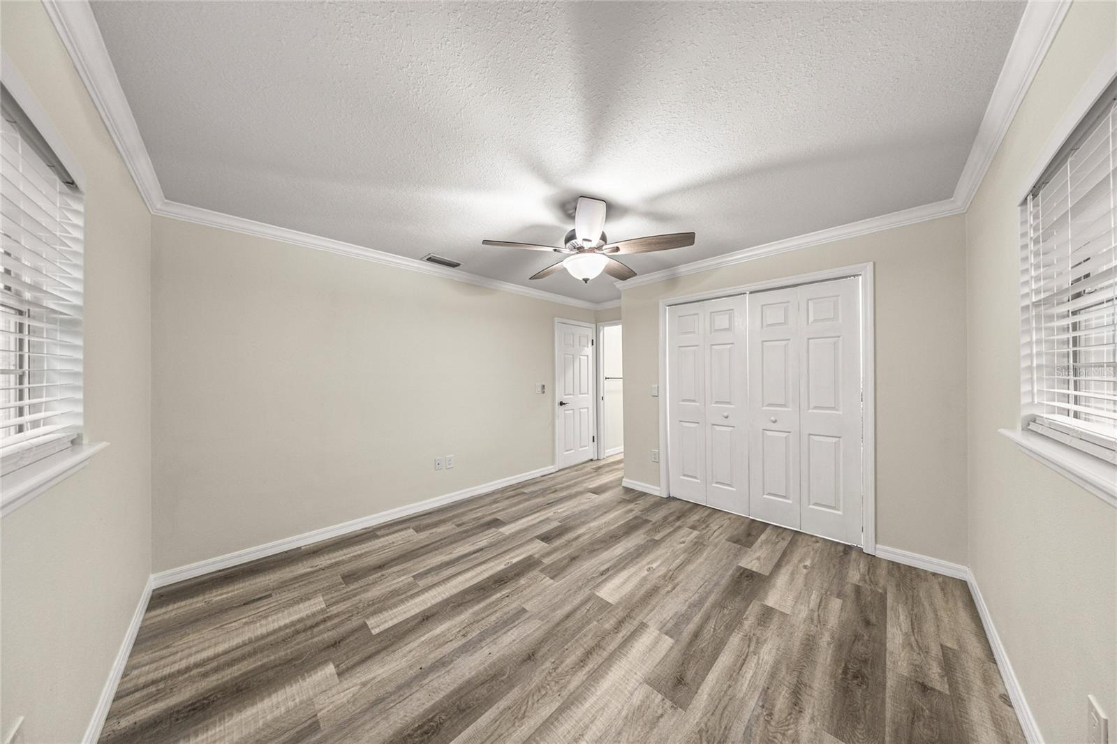 Image 18 of 43 For 5001 7th Place