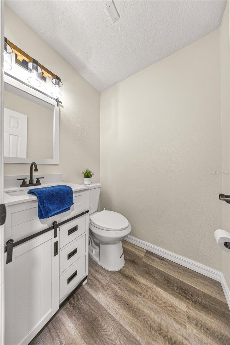 Image 24 of 43 For 5001 7th Place