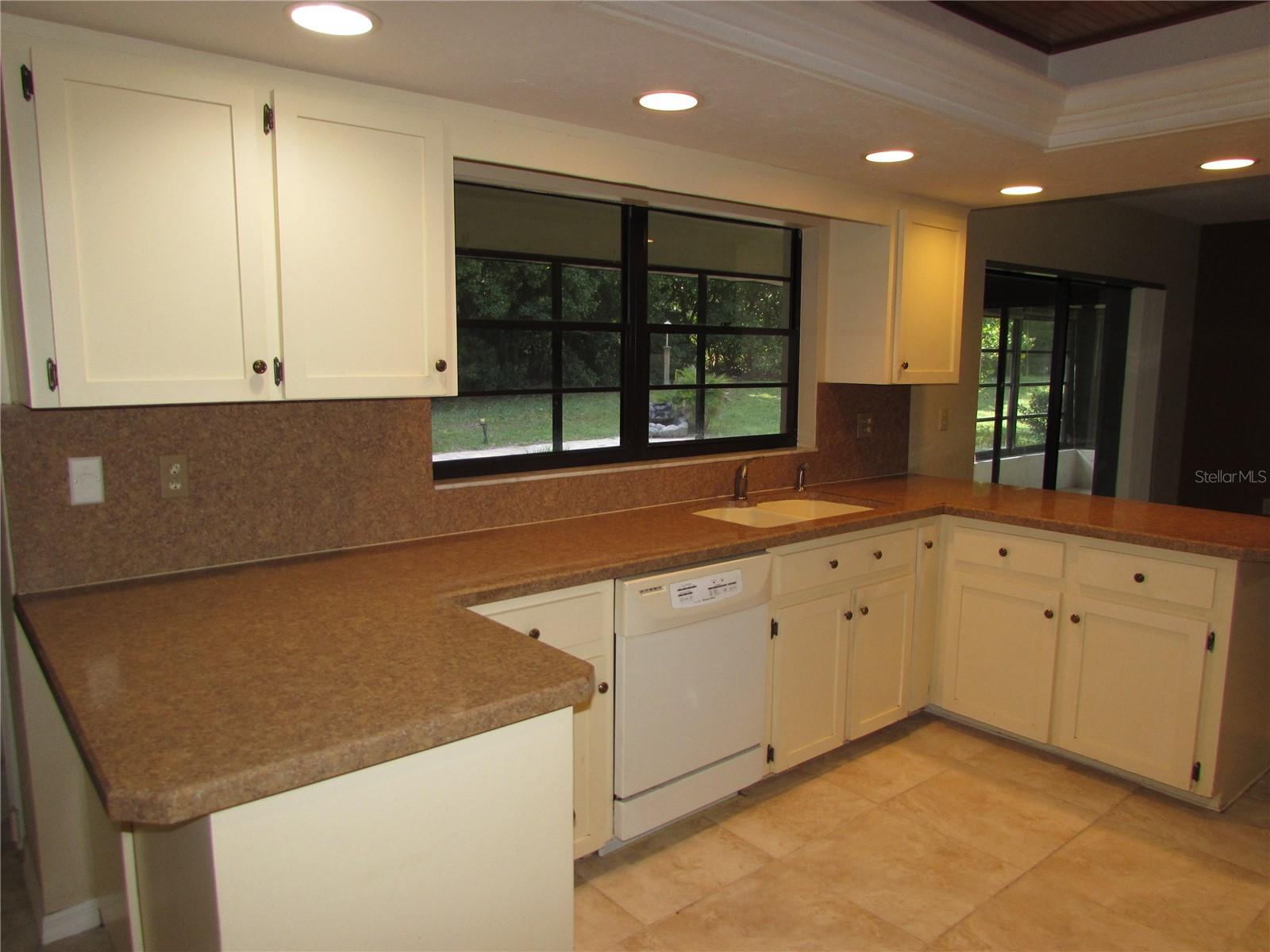 Image 18 of 54 For 8519 197th Court Road