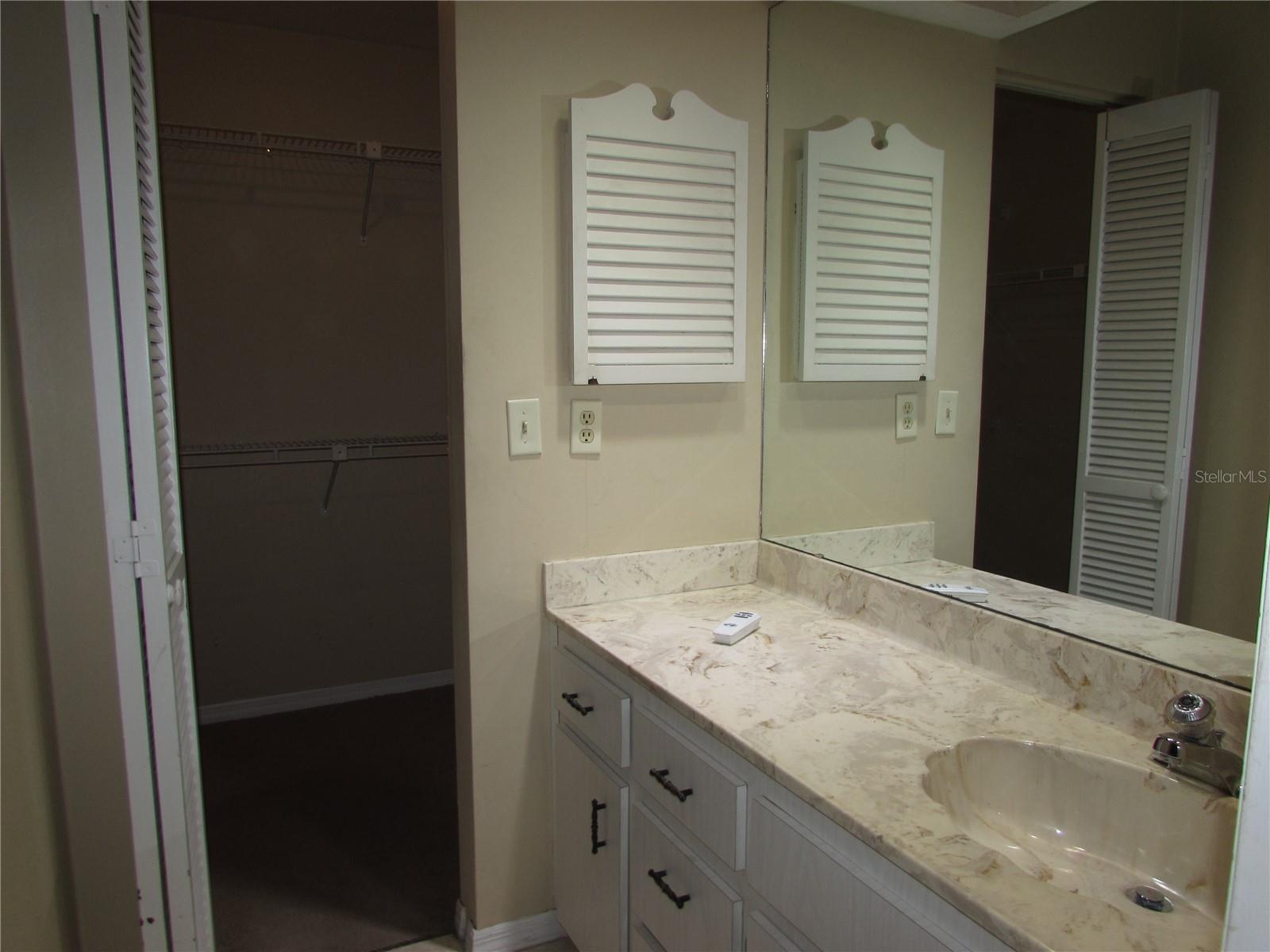 Image 26 of 54 For 8519 197th Court Road