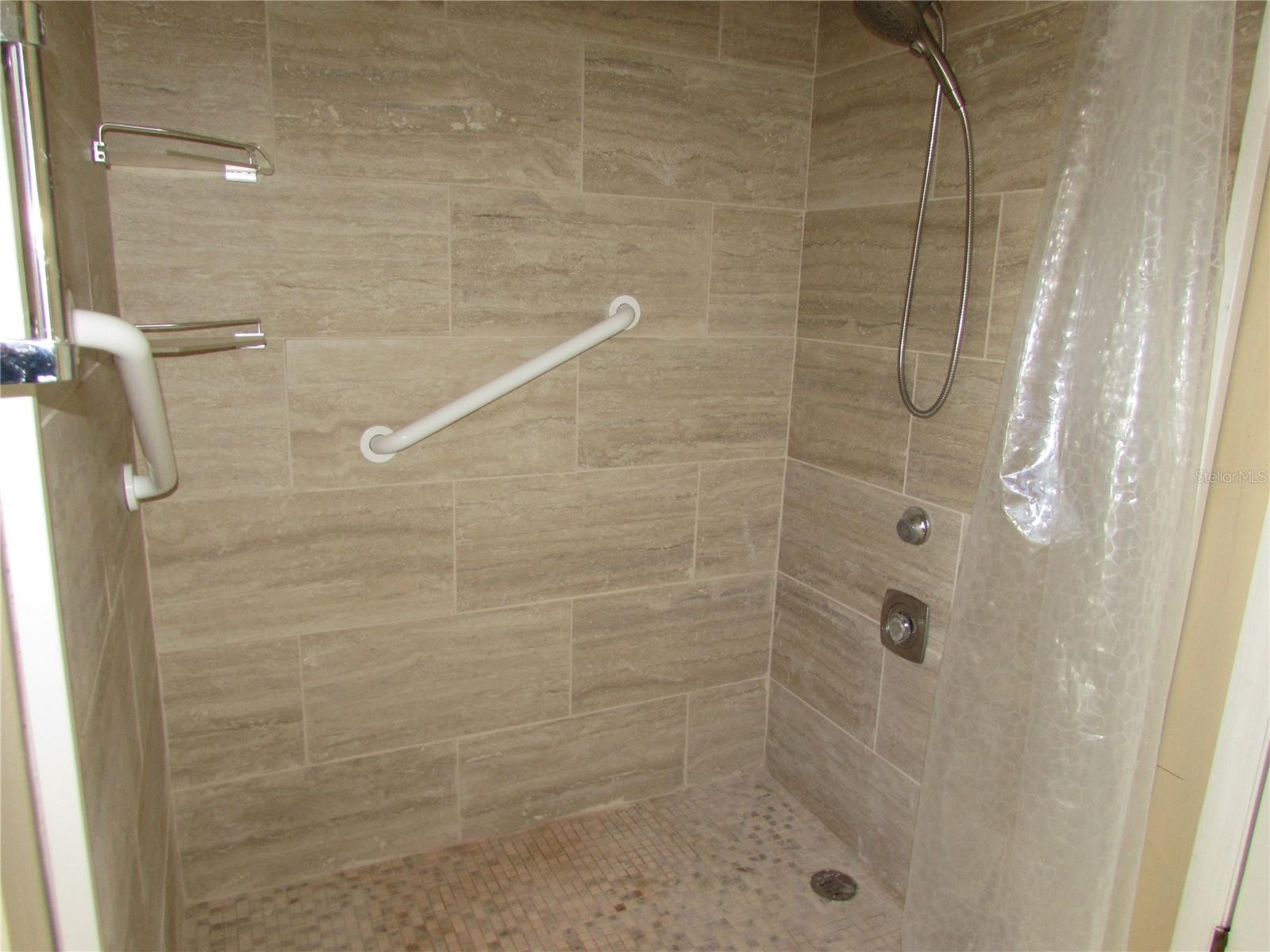 Image 30 of 54 For 8519 197th Court Road