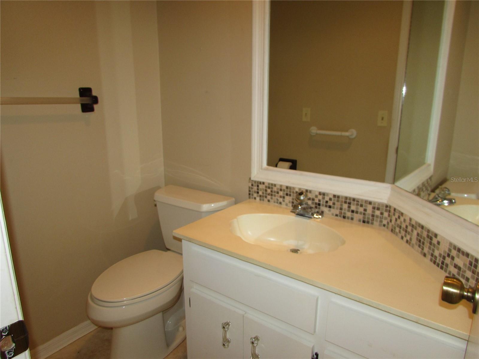 Image 33 of 54 For 8519 197th Court Road