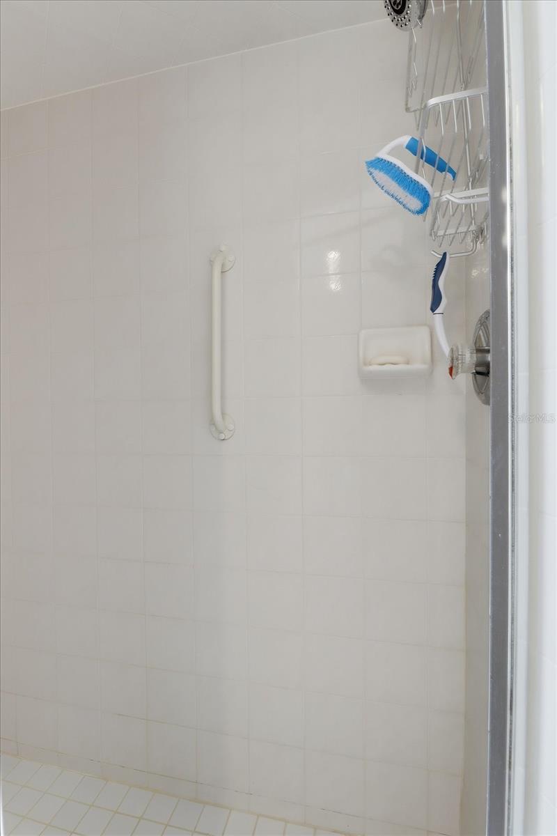 Image 29 of 45 For 1943 50th Circle