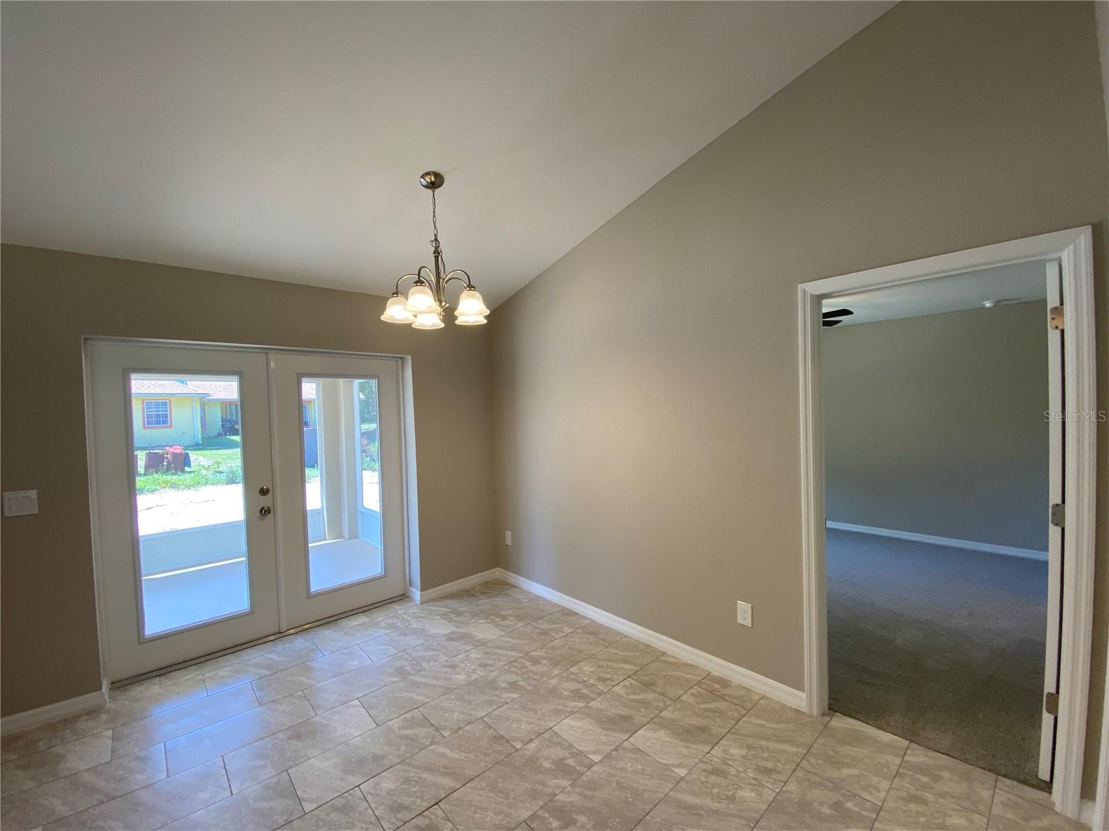 Image 11 of 26 For 16952 46th Terrace