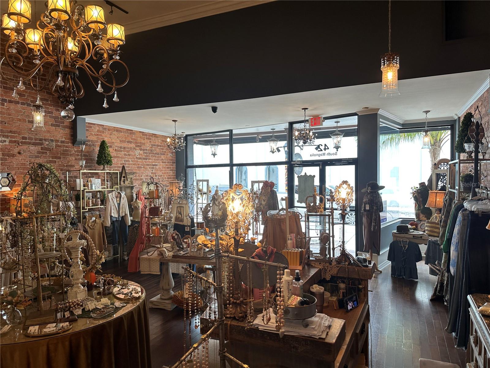 Image 6 of 6 For 42 Magnolia Avenue