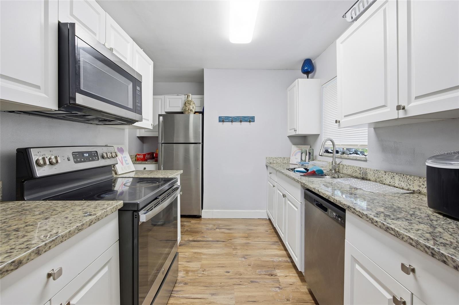 Image 4 of 7 For 3338 6th Street