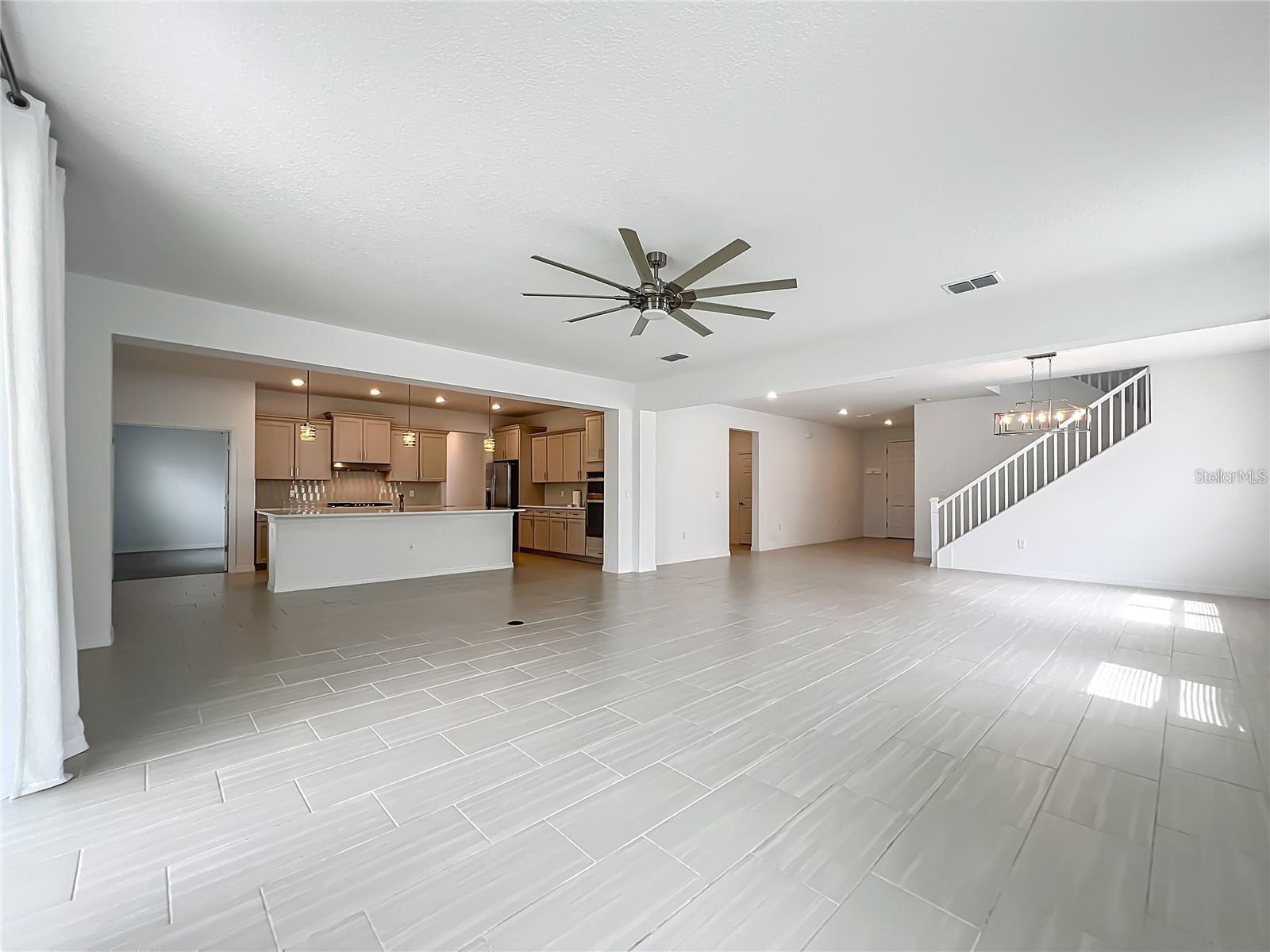 Image 13 of 75 For 7483 64th Street Road