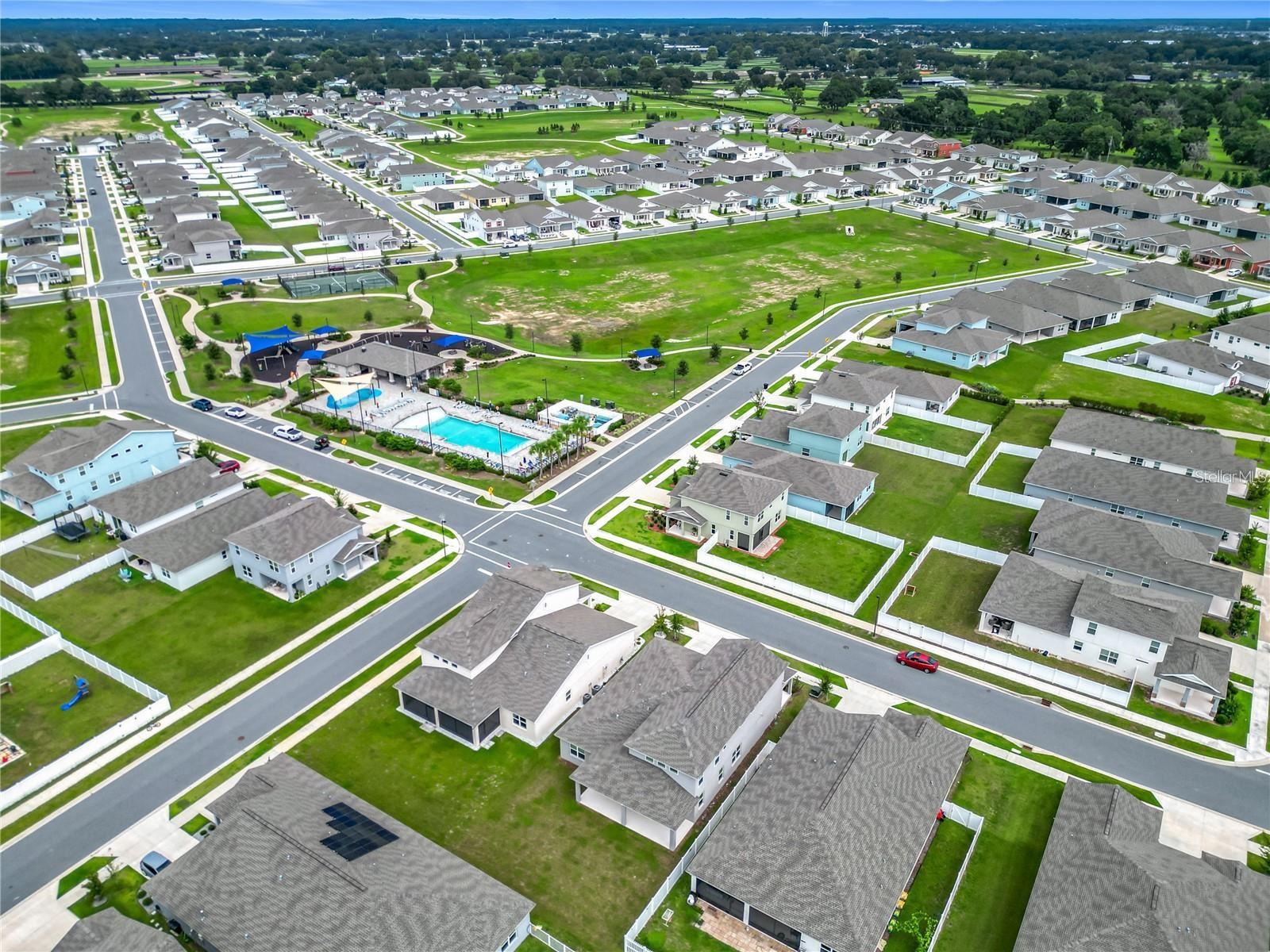 Image 63 of 75 For 7483 64th Street Road