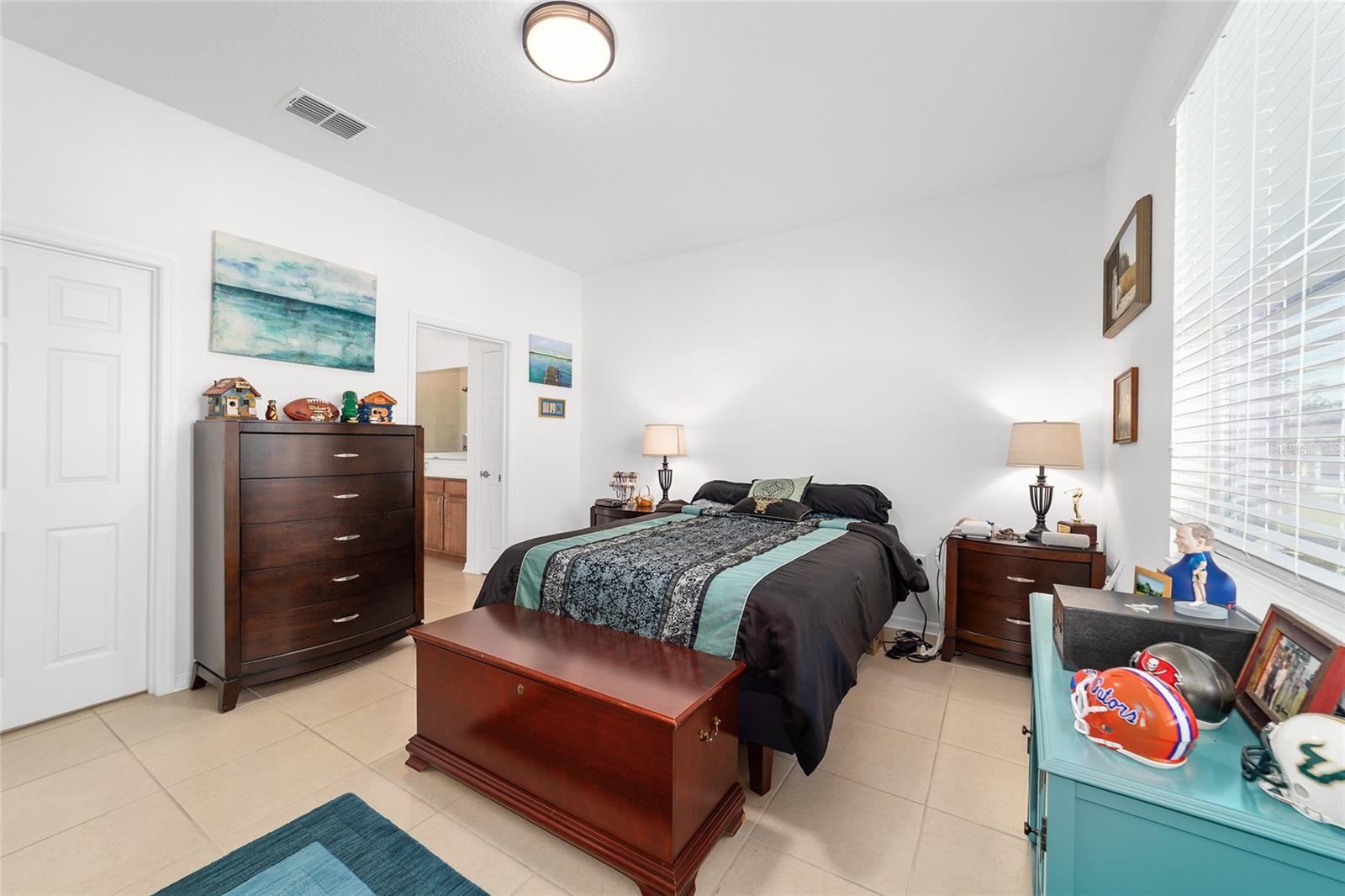 Image 24 of 42 For 9927 100th Terrace Road