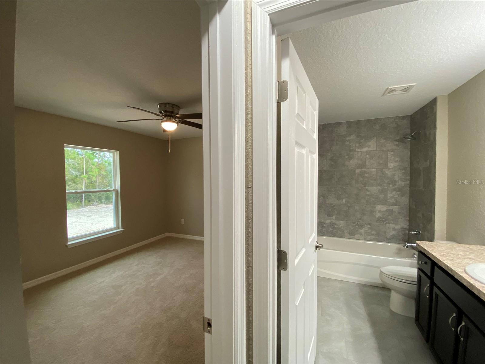 Image 20 of 28 For 745 Marion Oaks Manor