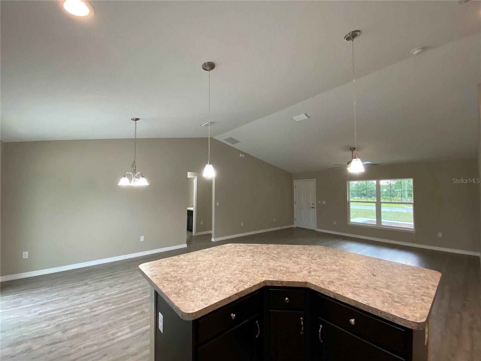 Image 8 of 28 For 745 Marion Oaks Manor