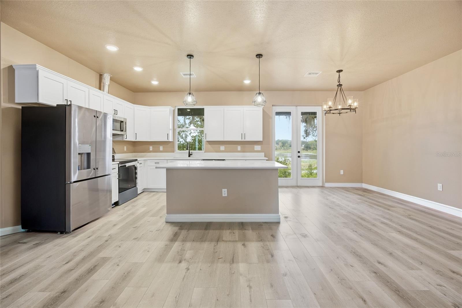 Image 3 of 5 For 306 Oak Lane