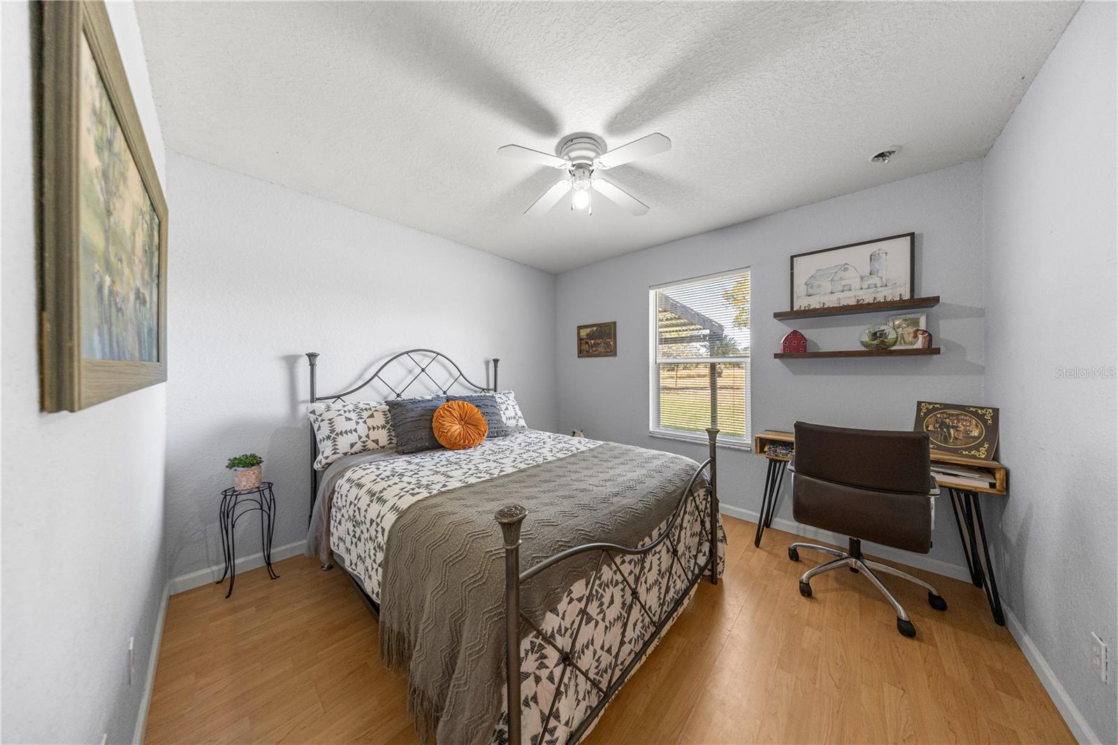 Image 18 of 38 For 16345 113th Street Road