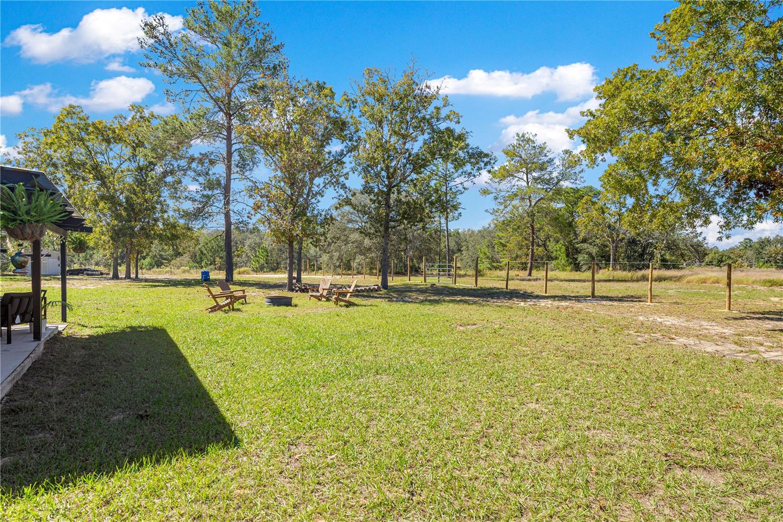 Image 27 of 38 For 16345 113th Street Road