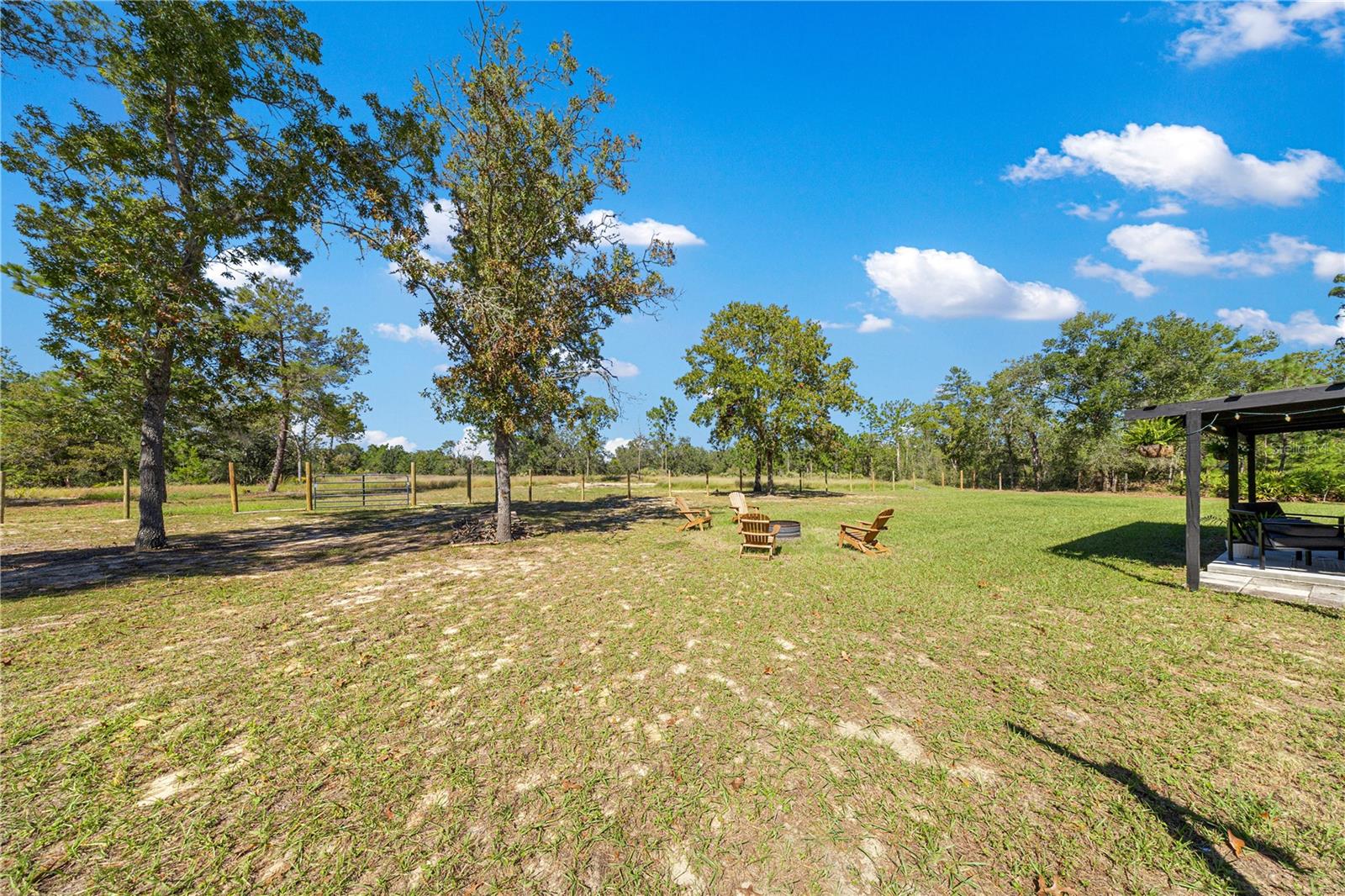 Image 28 of 38 For 16345 113th Street Road