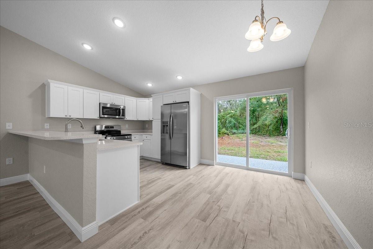 Image 12 of 47 For 10338 126 Lane