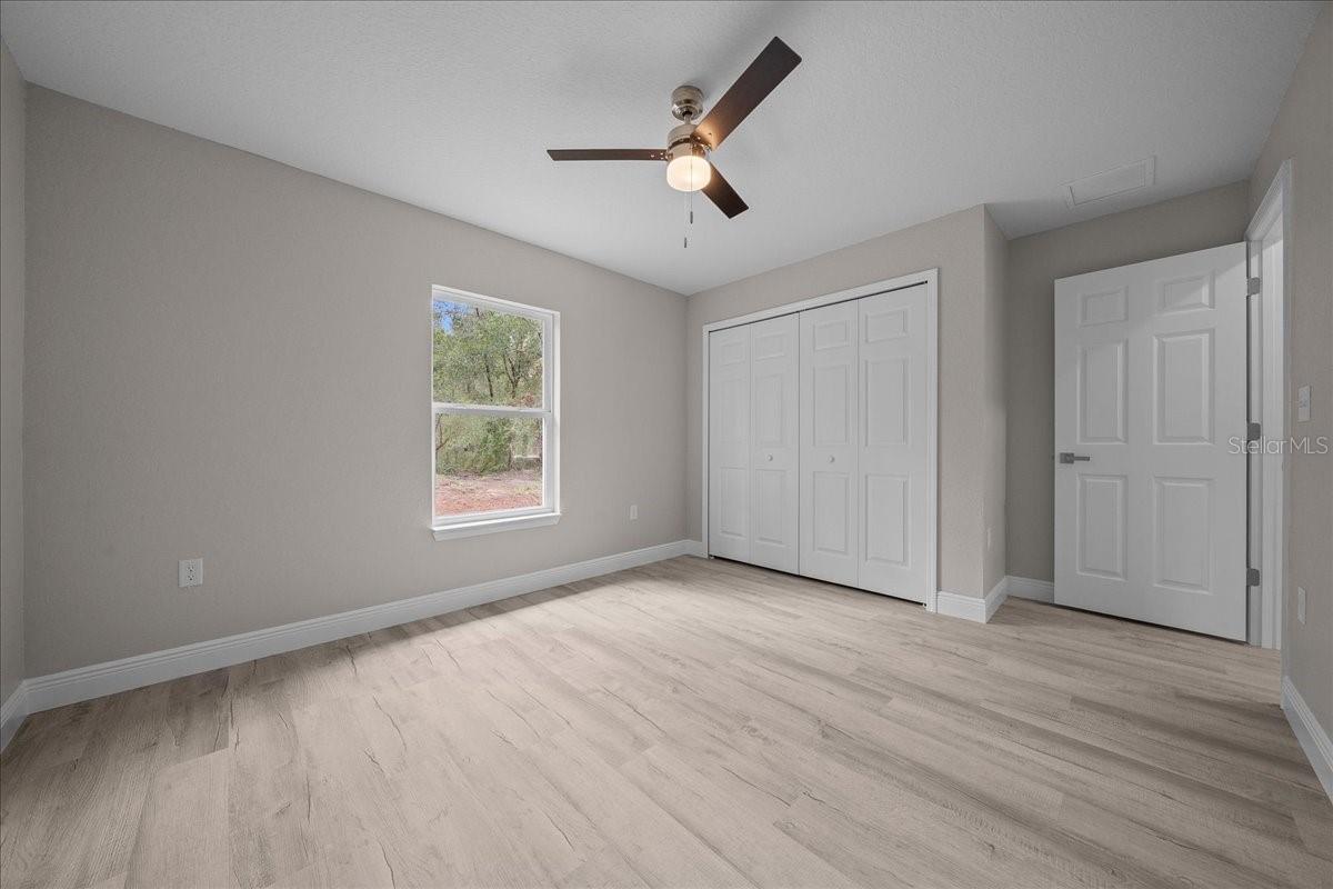 Image 34 of 47 For 10338 126 Lane