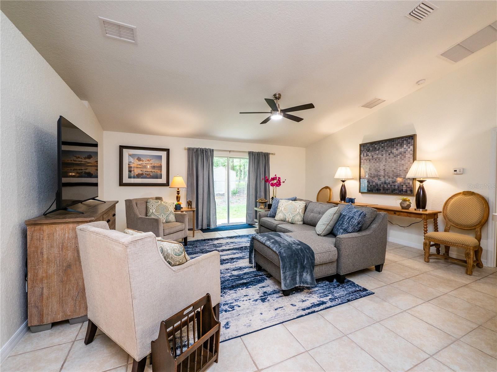 Image 8 of 17 For 5400 55 Place