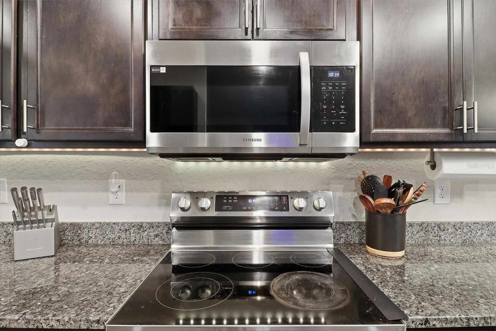 Image 15 of 46 For 11524 50th Circle