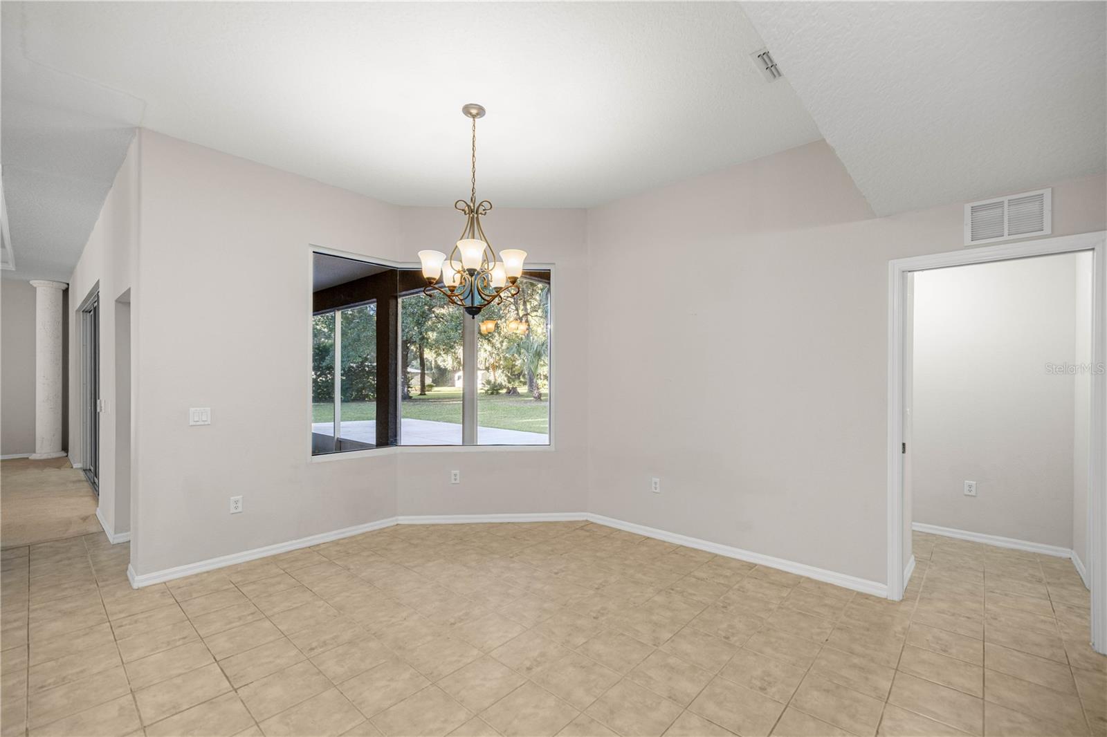 Image 22 of 47 For 11250 Blackfoot Point