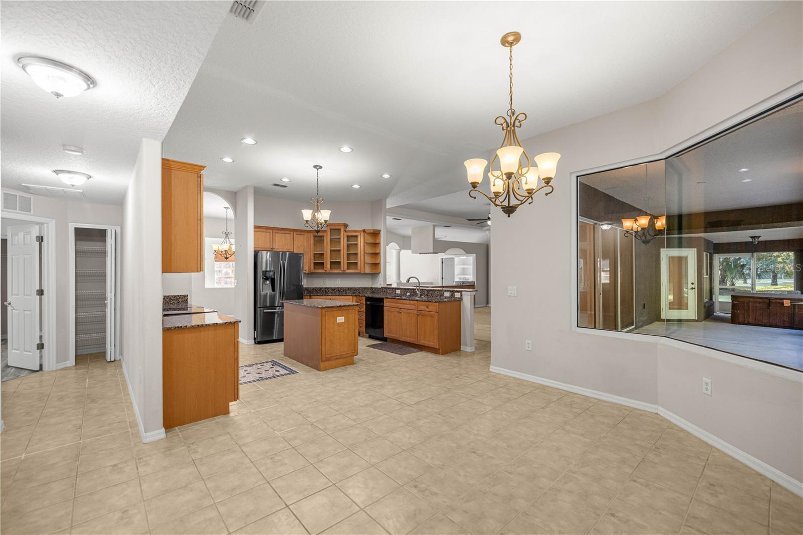 Image 23 of 47 For 11250 Blackfoot Point