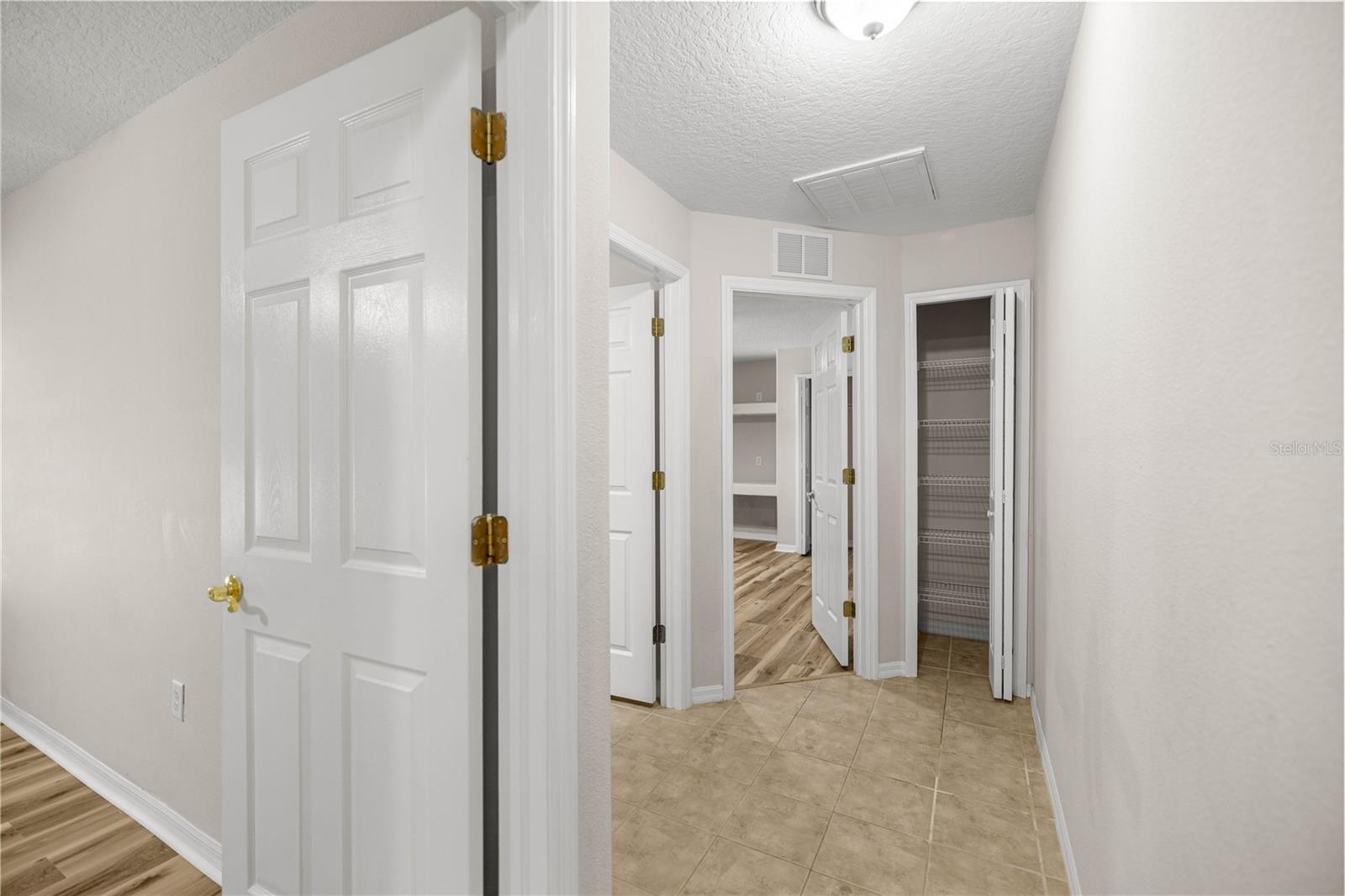 Image 34 of 47 For 11250 Blackfoot Point