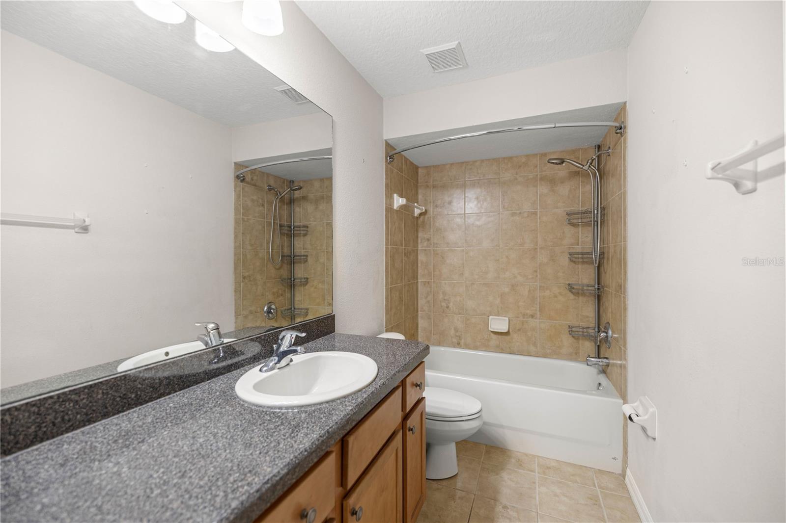 Image 37 of 47 For 11250 Blackfoot Point