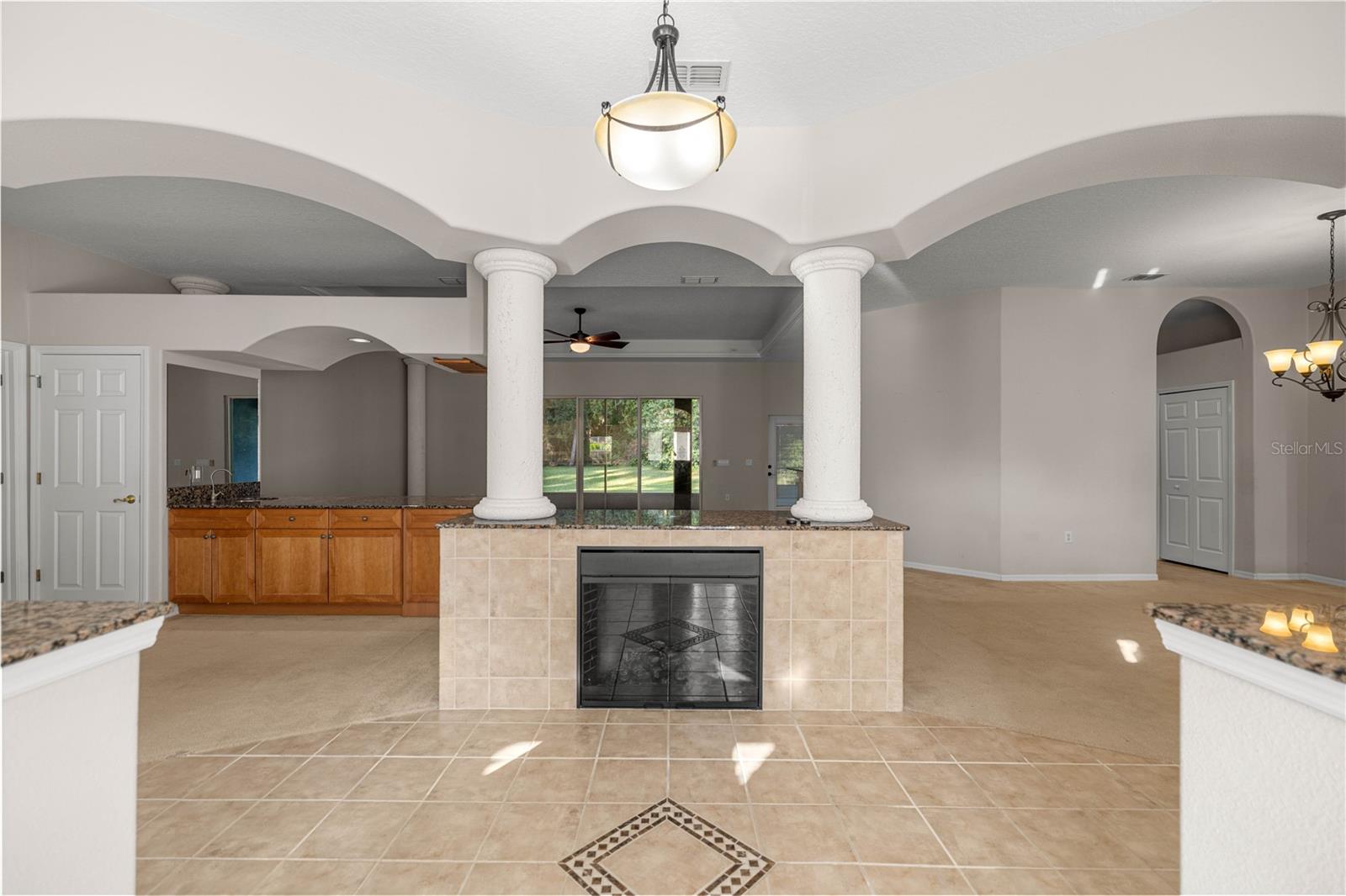 Image 5 of 47 For 11250 Blackfoot Point