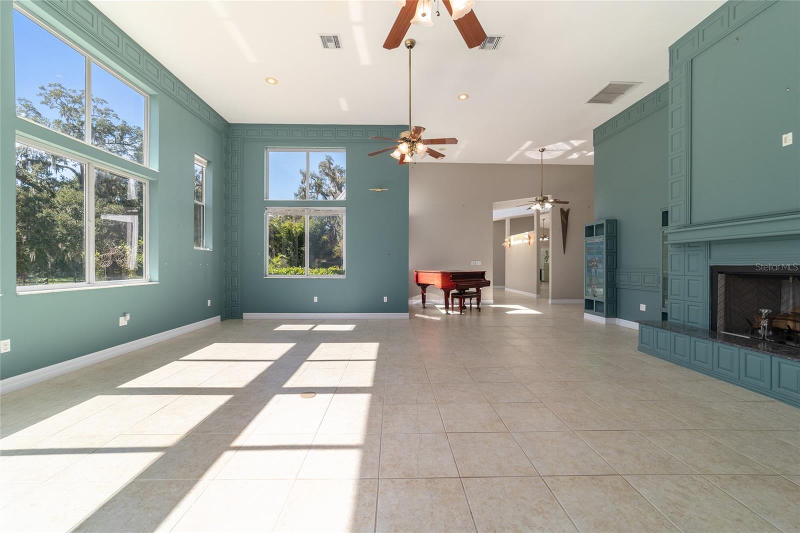 Image 14 of 86 For 6570 172nd Court