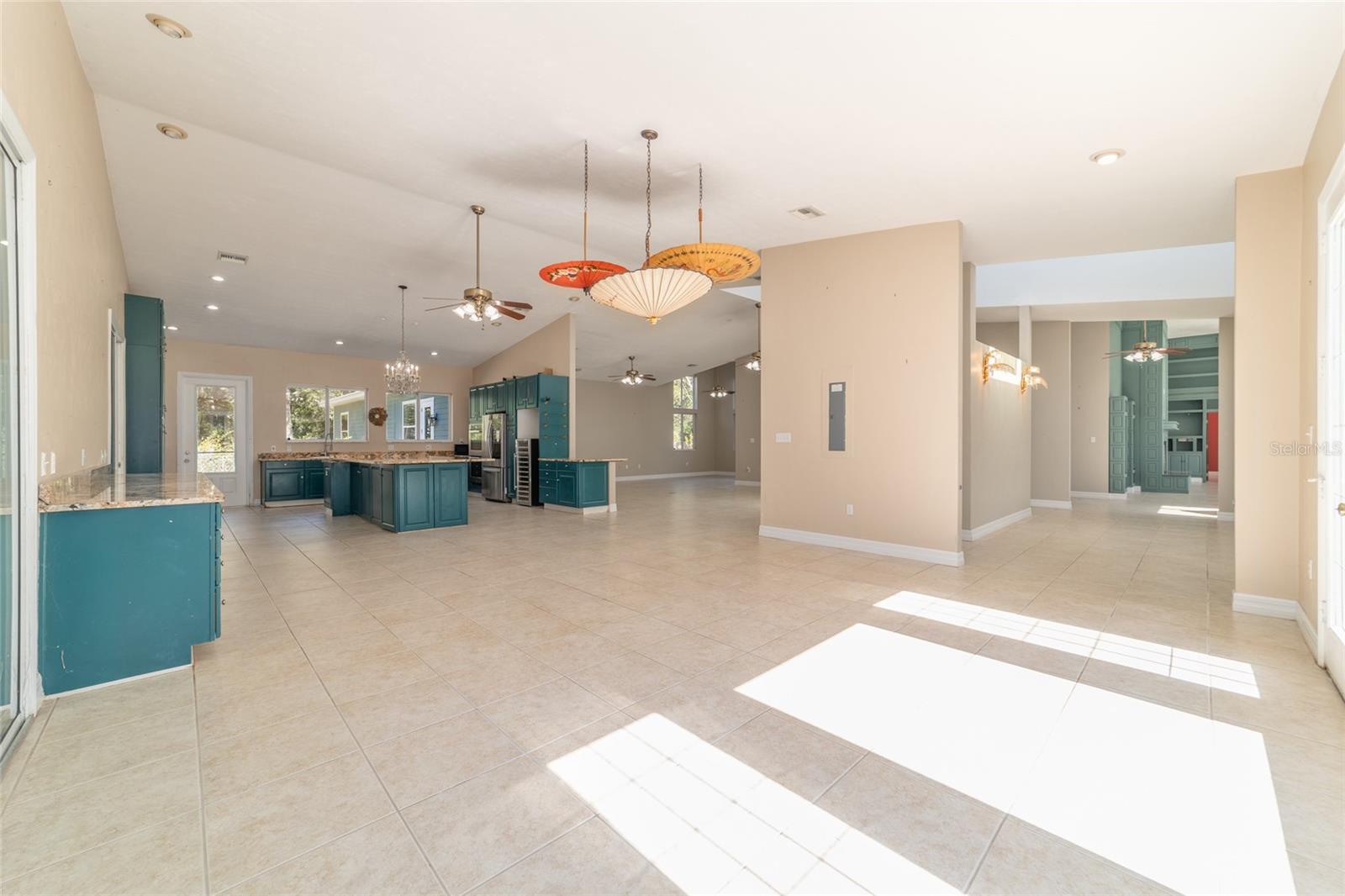 Image 17 of 86 For 6570 172nd Court