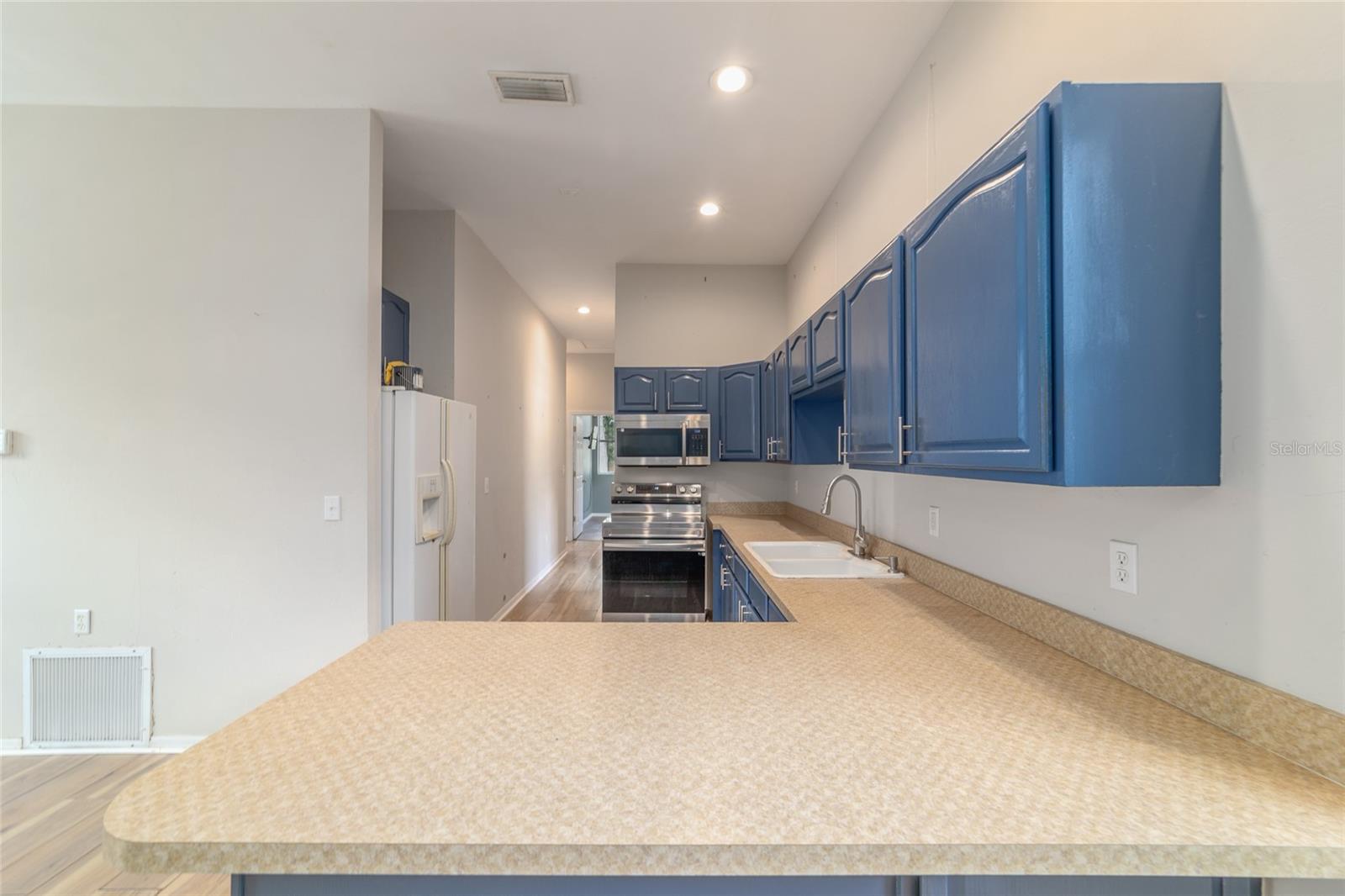 Image 49 of 86 For 6570 172nd Court