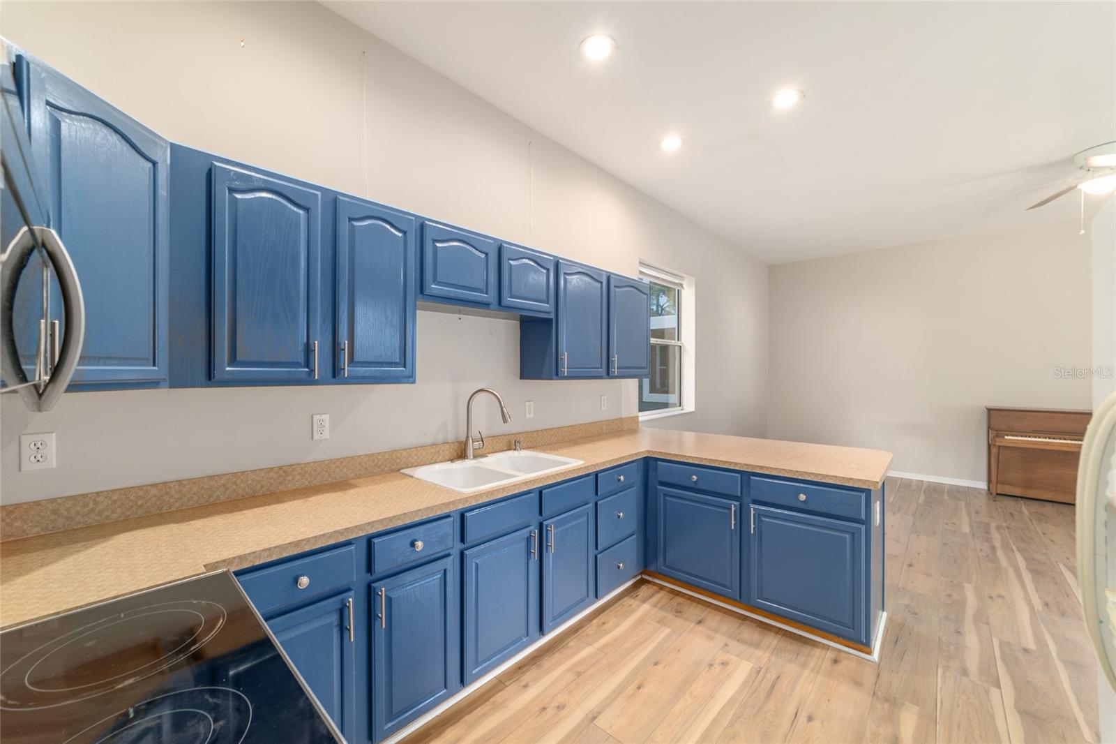 Image 51 of 86 For 6570 172nd Court