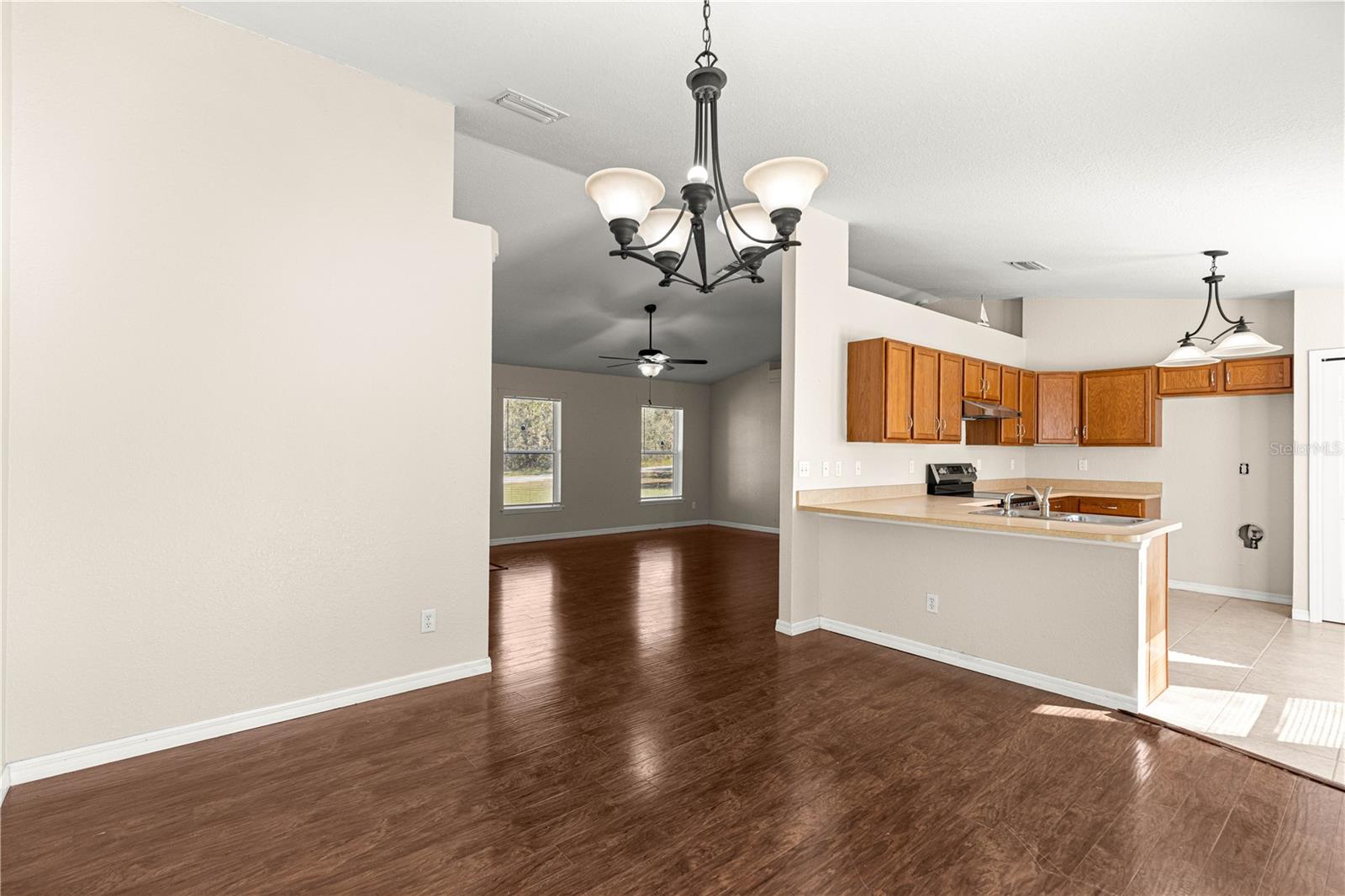 Image 19 of 31 For 12182 91st Lane