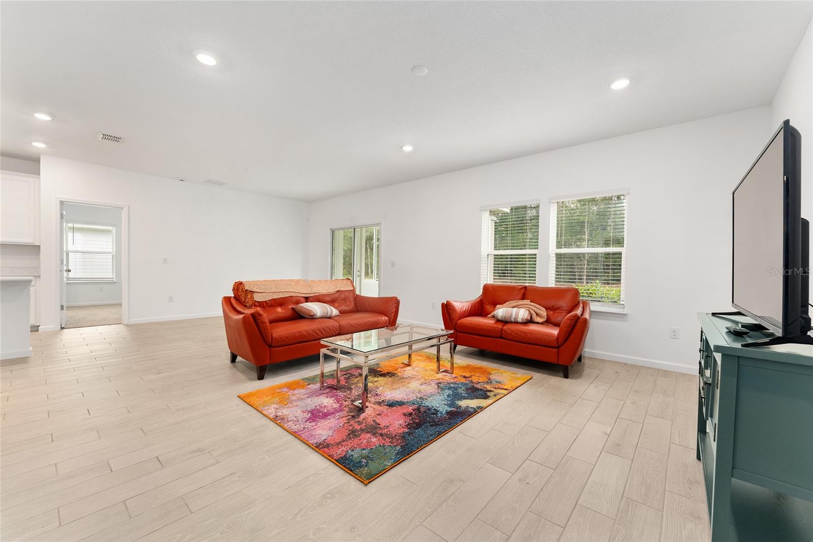 Image 18 of 66 For 7755 74th Loop