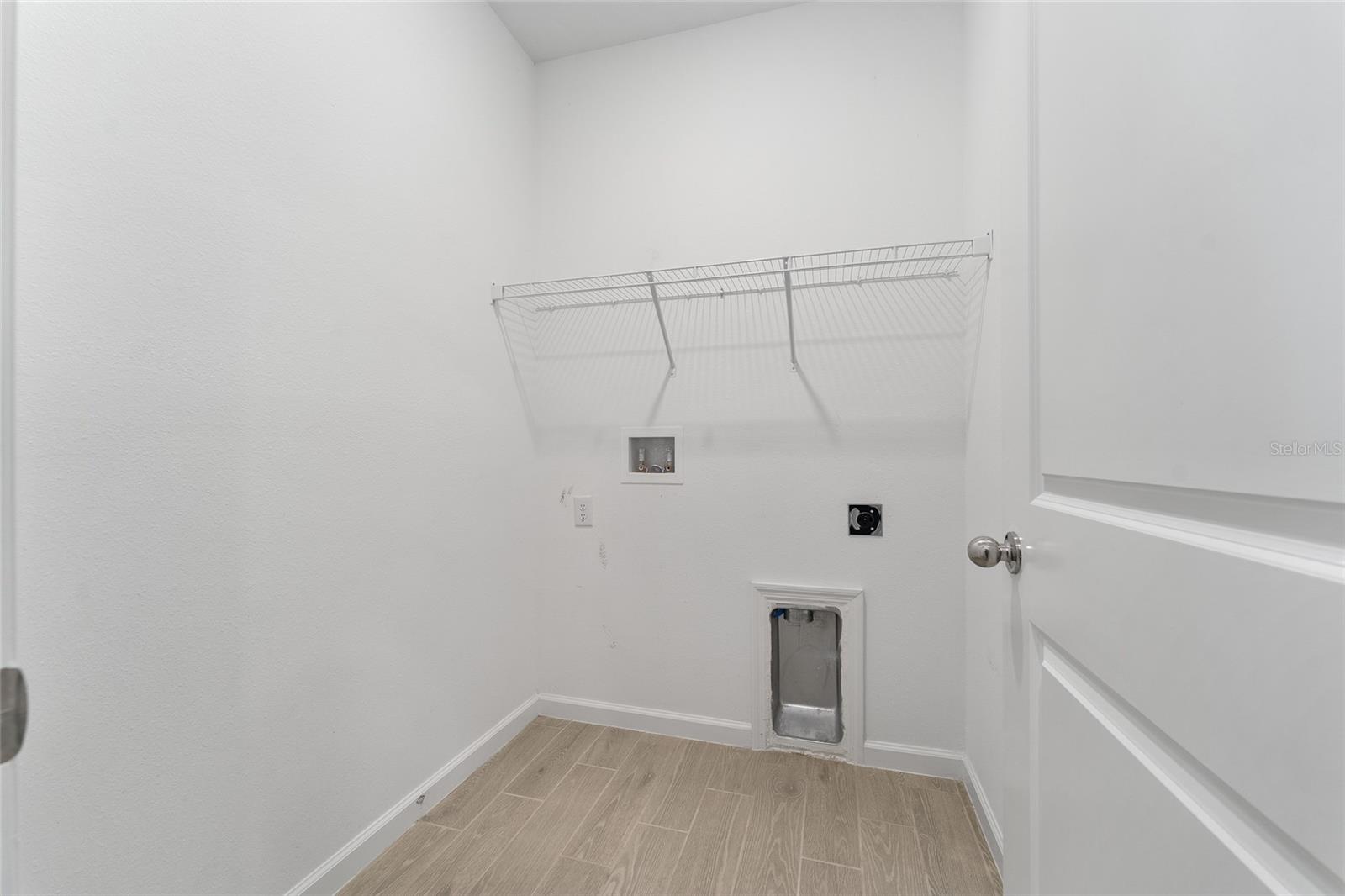 Image 36 of 66 For 7755 74th Loop