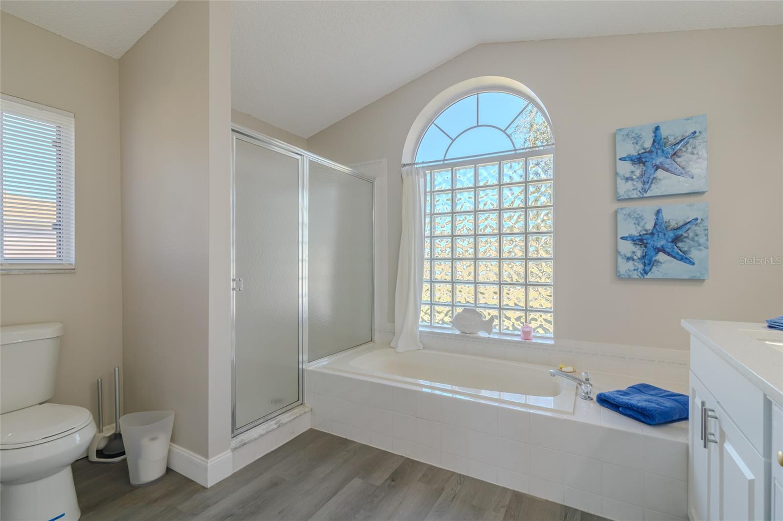 Image 15 of 44 For 5334 19th Place