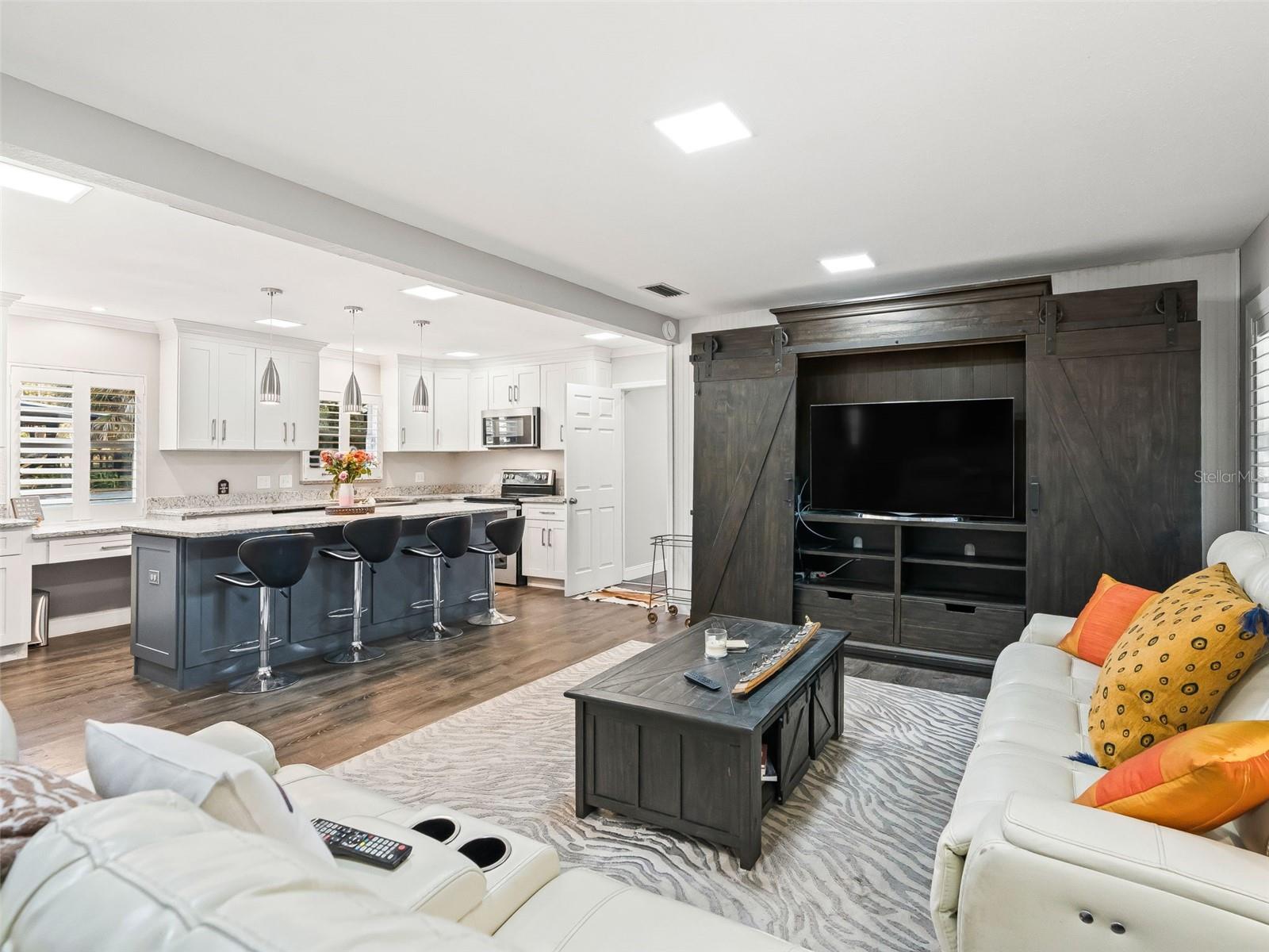 Image 5 of 38 For 3505 97th Street Road