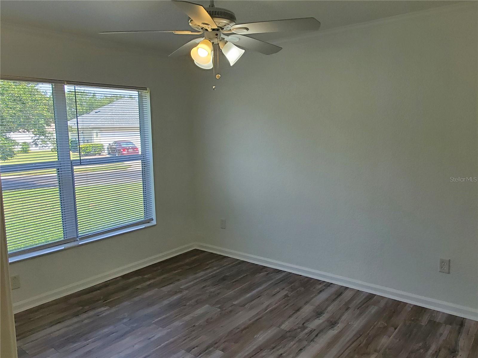 Image 15 of 41 For 5521 43 Rd Street