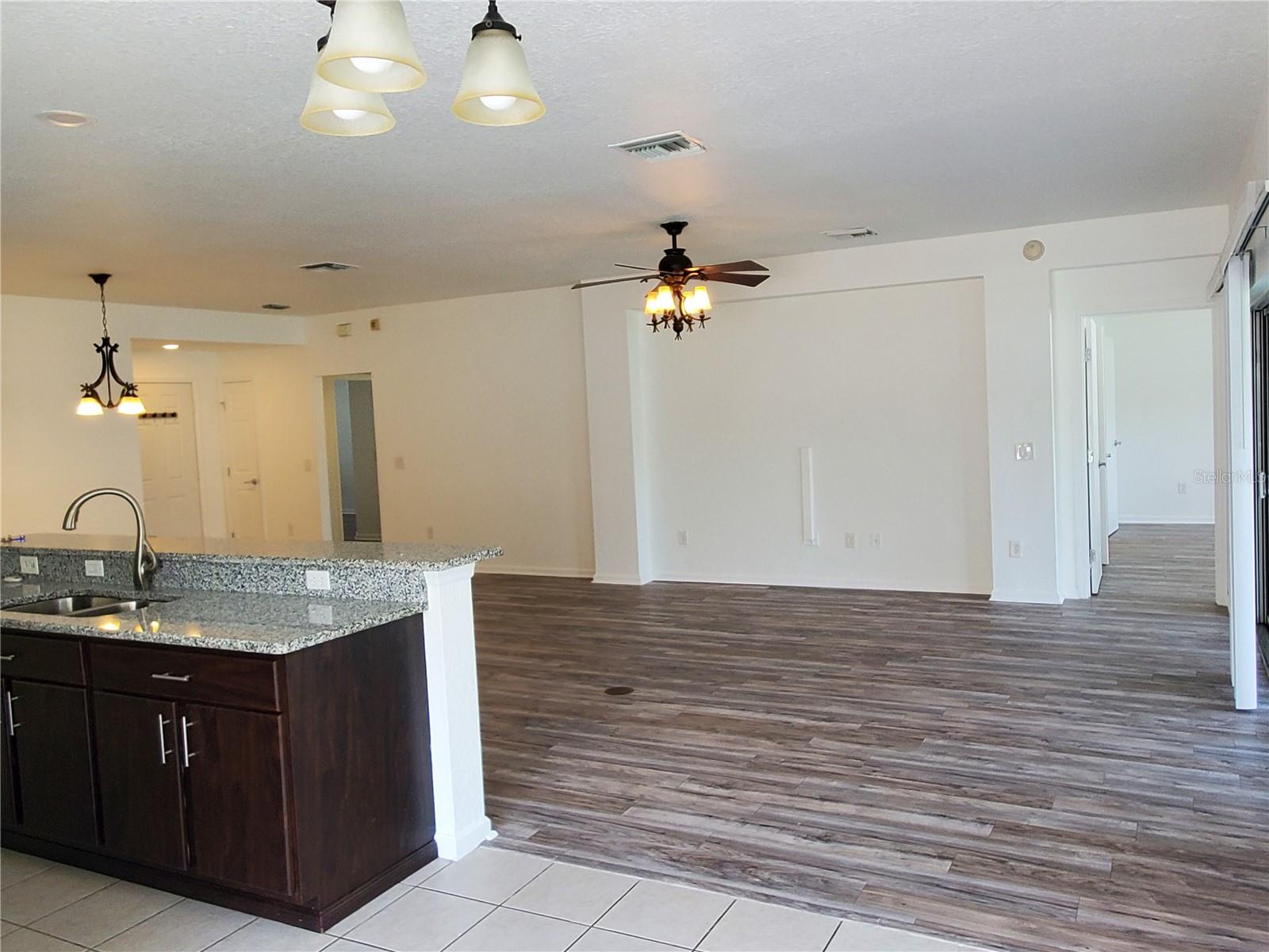 Image 5 of 41 For 5521 43 Rd Street