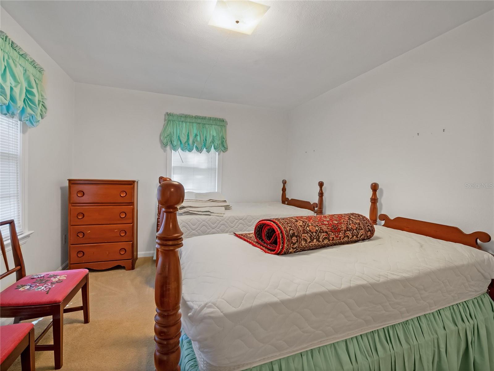 Listing photo id 18 for 1631 17th Street