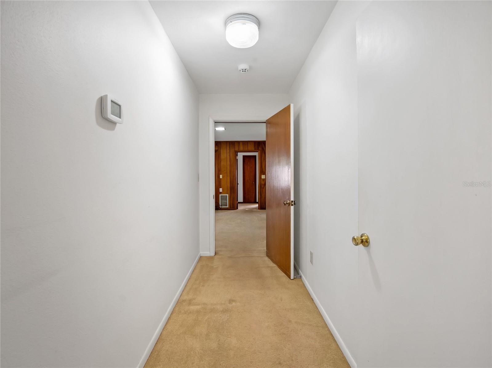 Listing photo id 20 for 1631 17th Street