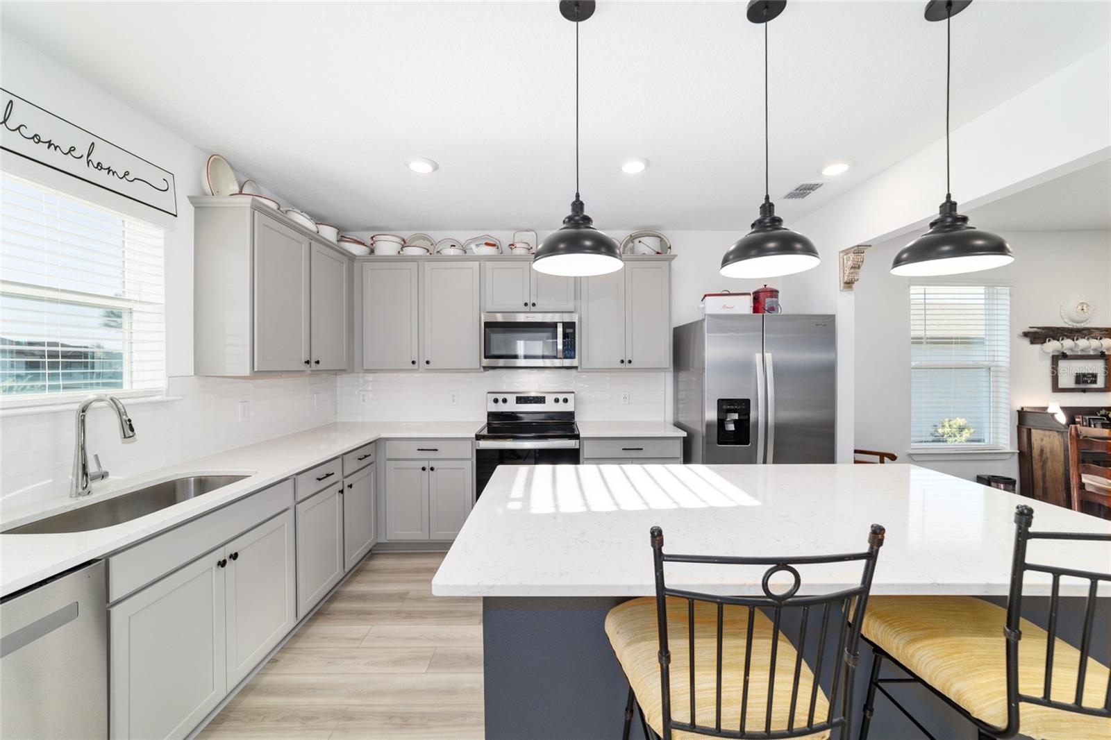 Image 15 of 59 For 8392 54th Loop