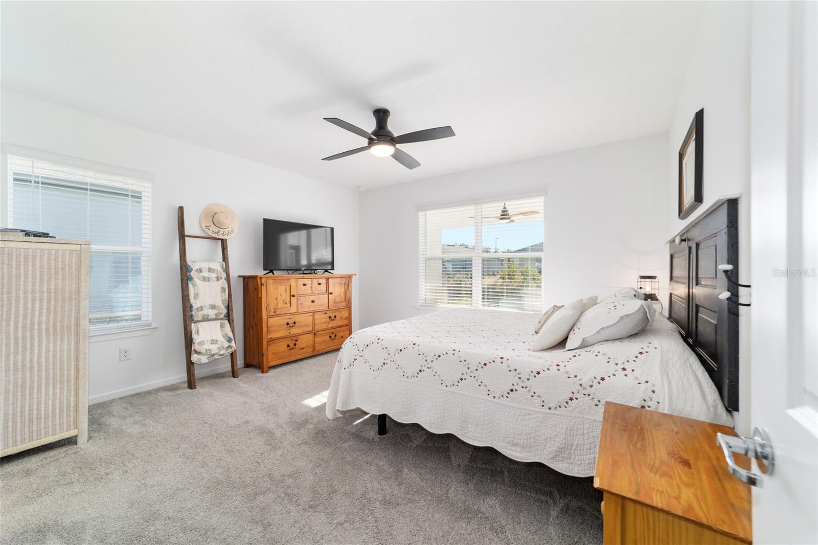 Image 18 of 59 For 8392 54th Loop